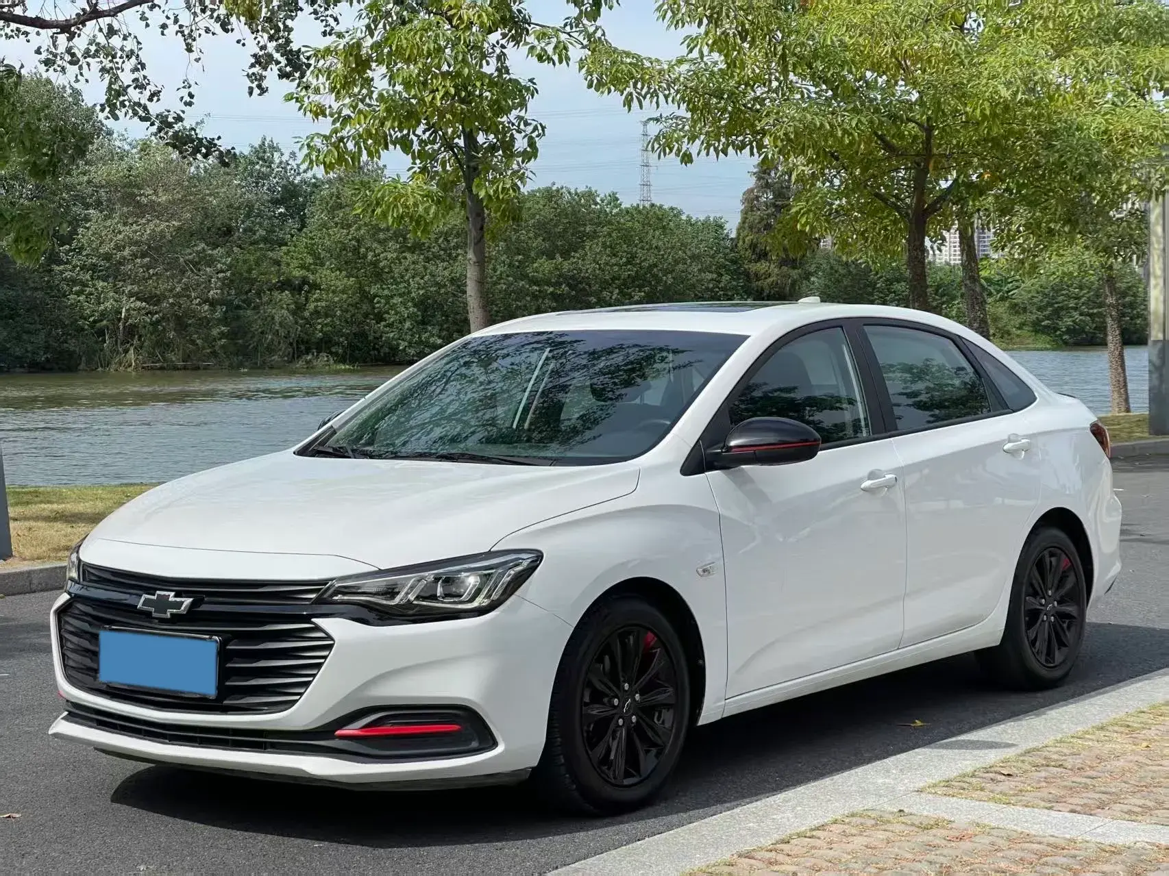 2019 CHEVROLET MONZA view 1