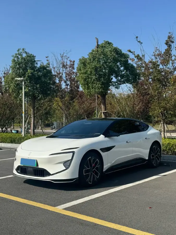 2024 Avatr 12 BEV 94.5KWH