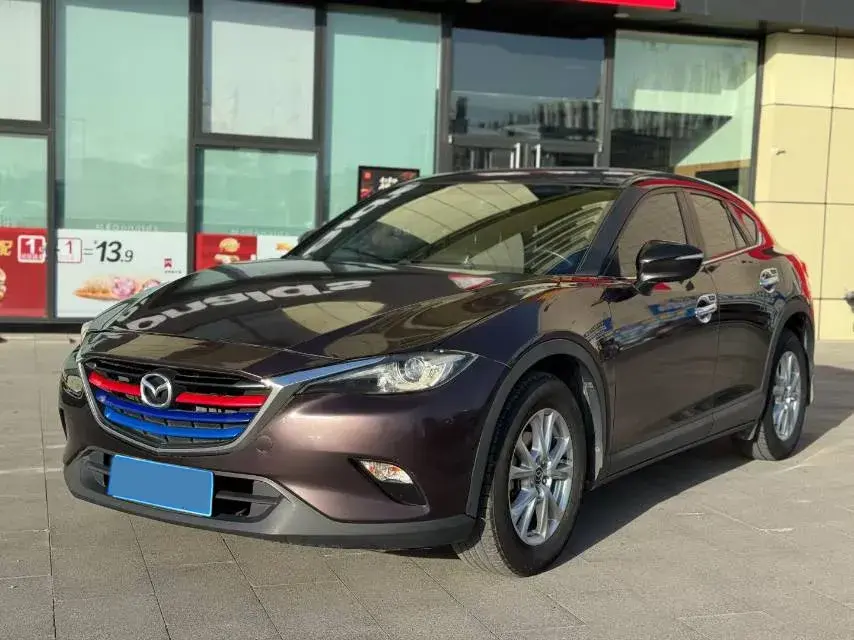2018 MAZDA CX-4 view 1