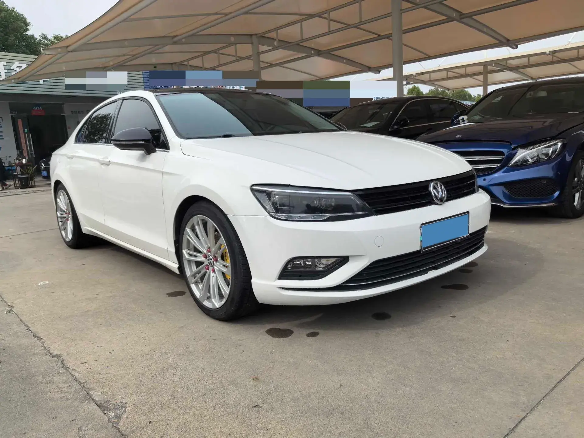 2018 VOLKSWAGEN LAMANDO thumbnail 3