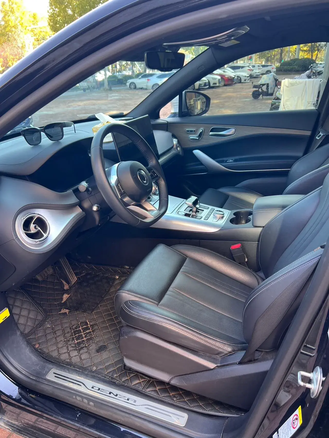 2020 DENZA X thumbnail 2