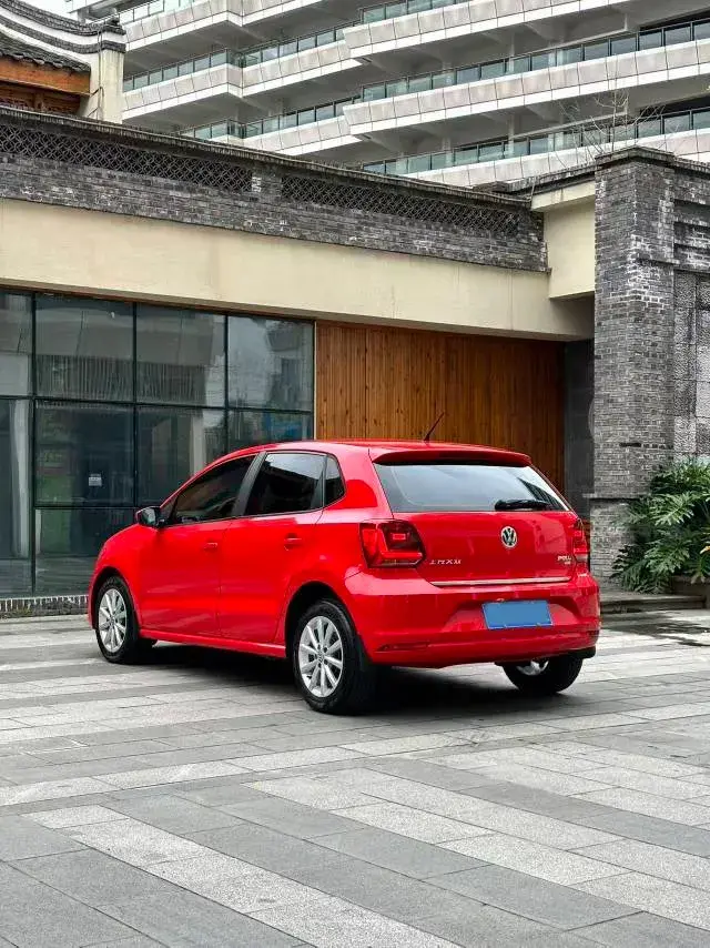2018 VOLKSWAGEN POLO thumbnail 4