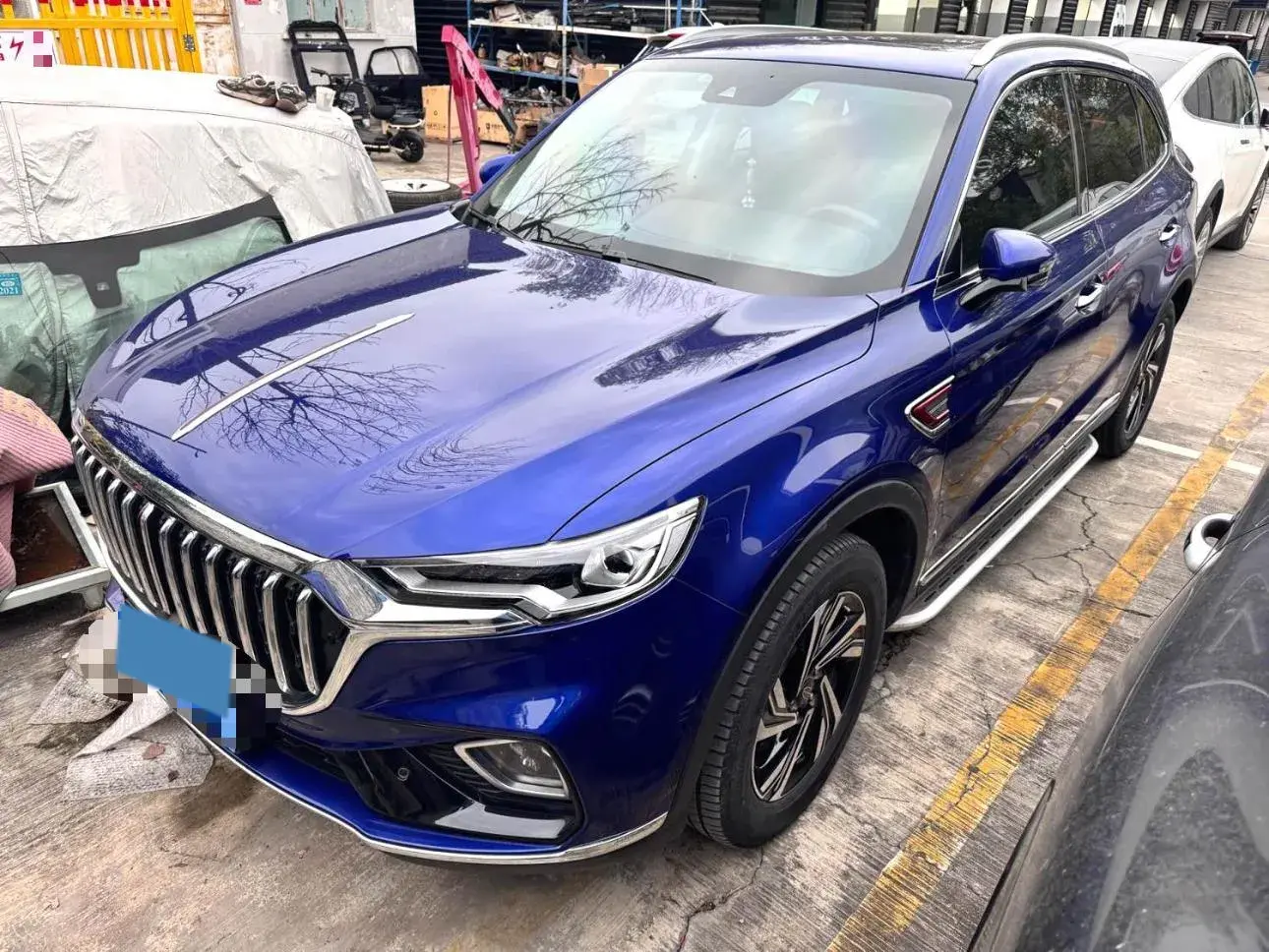 2022 HONGQI HS5 view 1