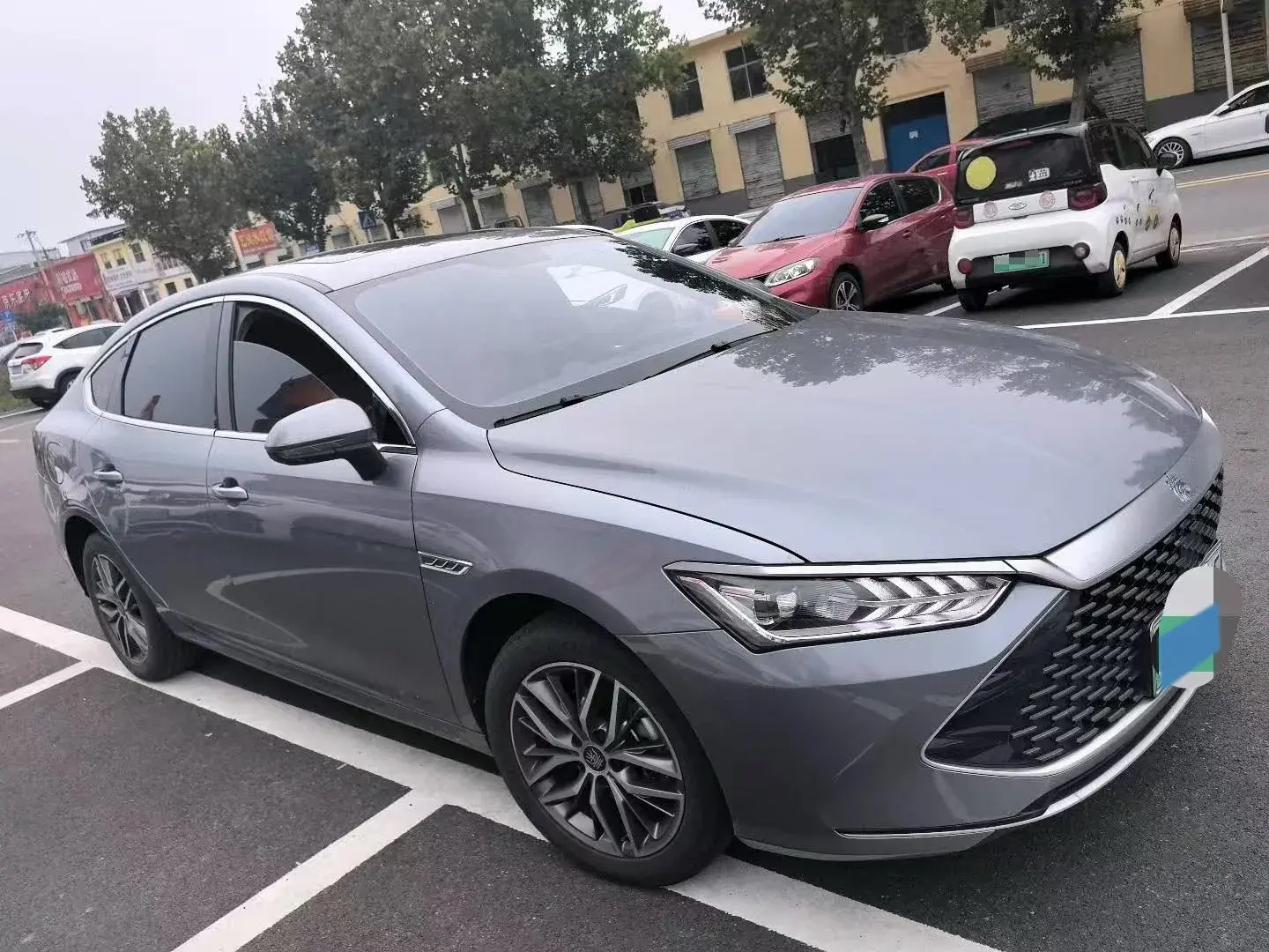 2023 BYD QIN thumbnail 3