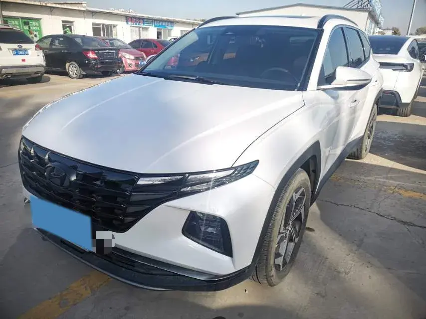 2023 HYUNDAI TUCSON view 1