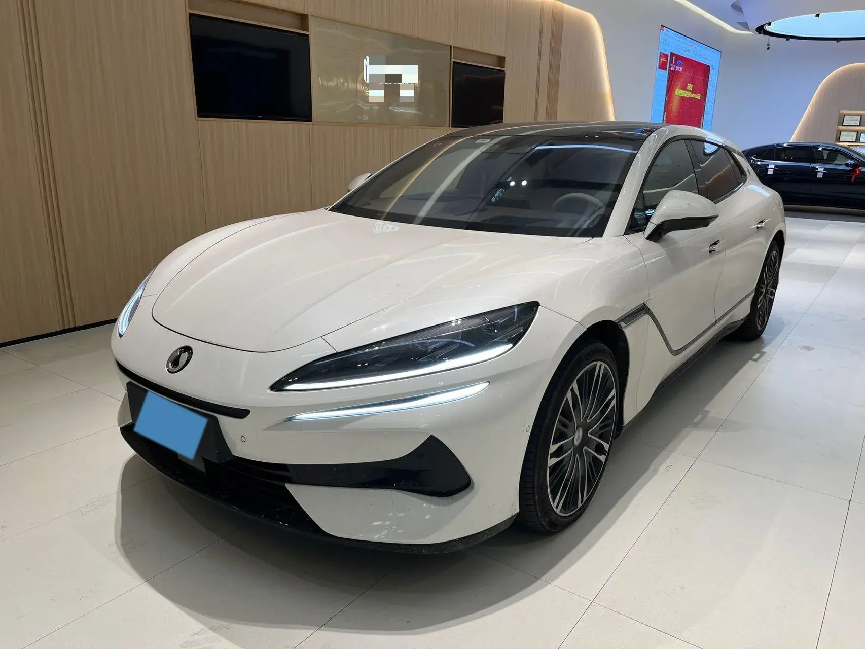 2024 DENZA DENZAZ9GT view 1