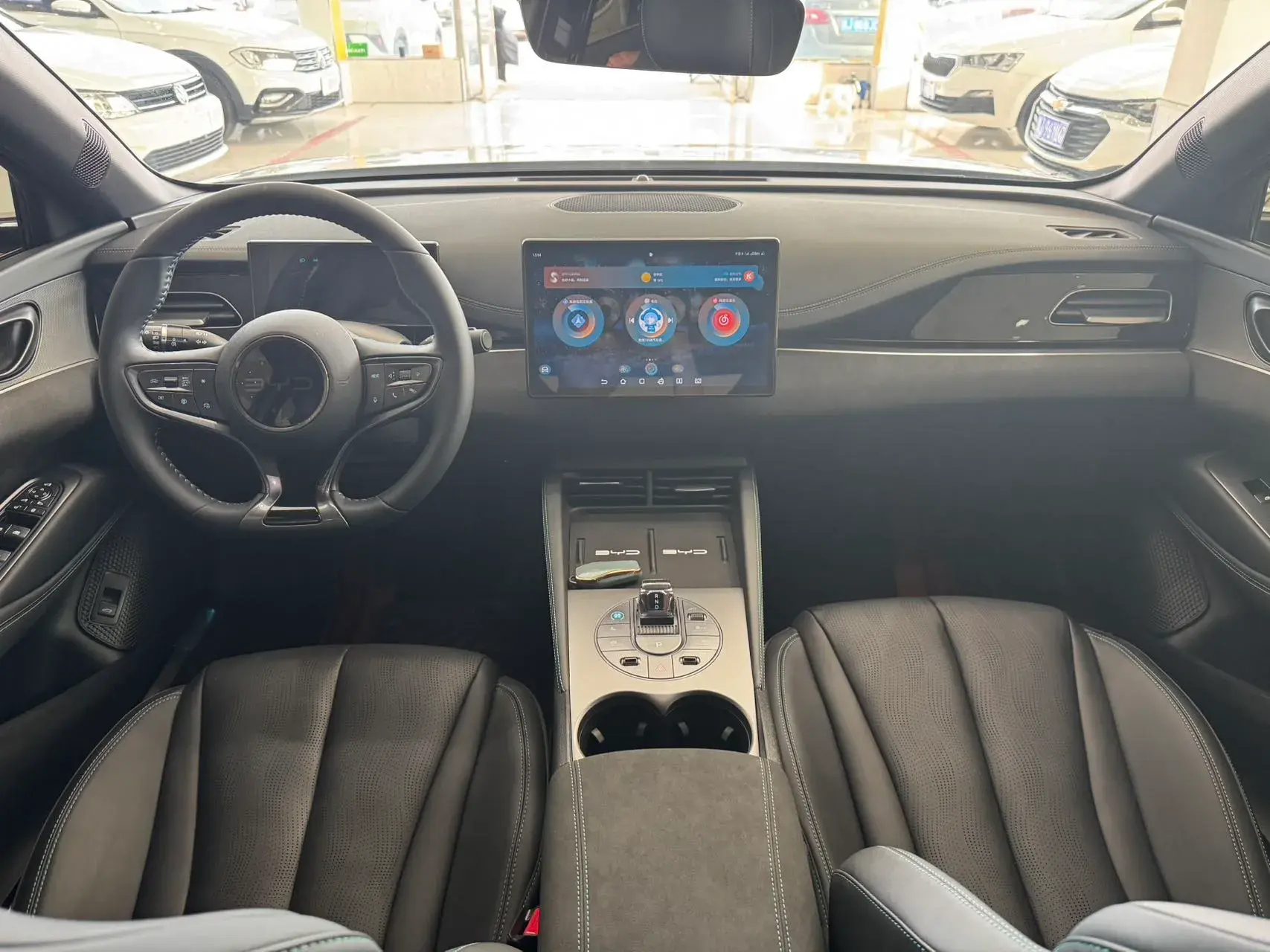 2024 BYD SEAL thumbnail 4