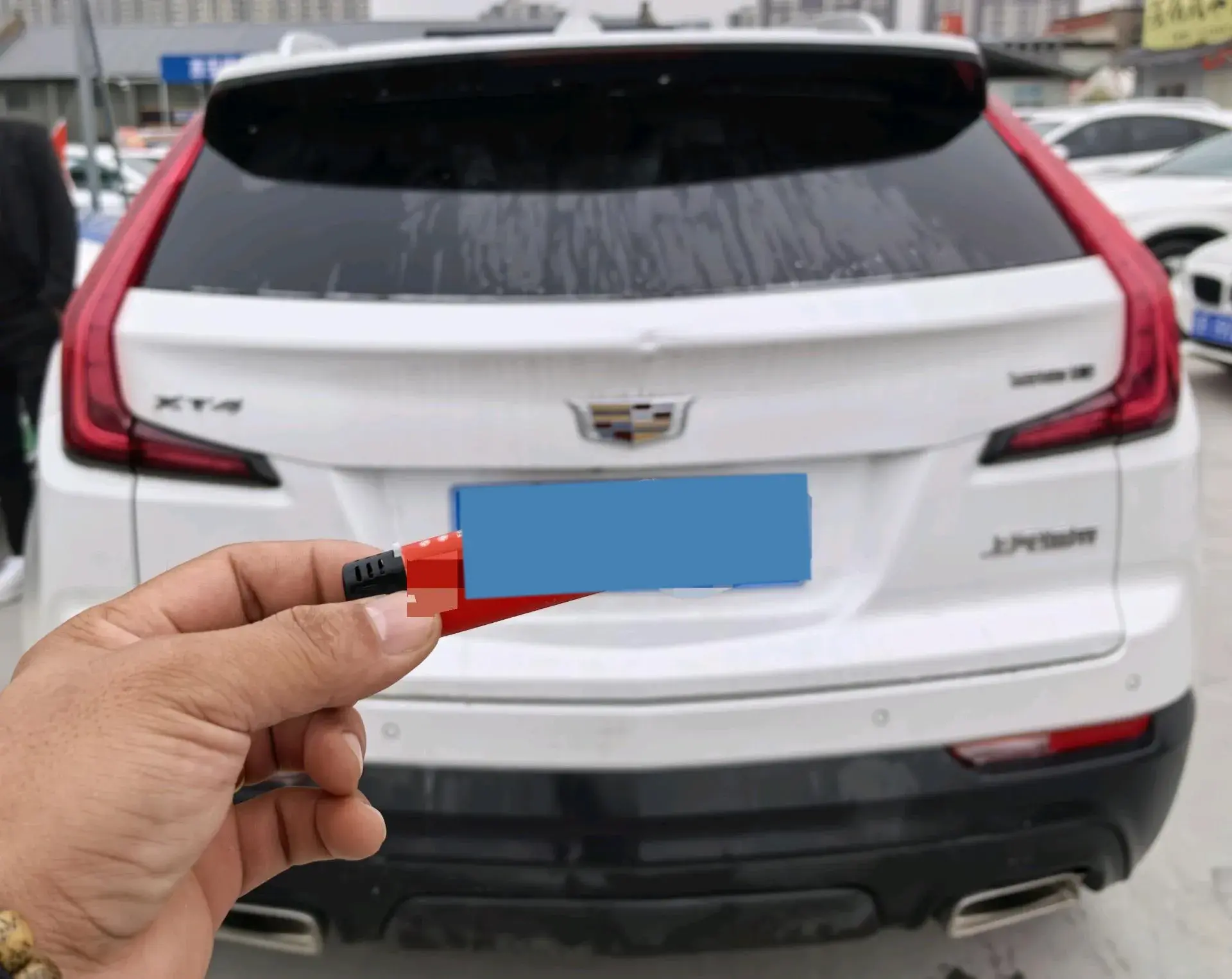 2021 CADILLAC XT4 thumbnail 3
