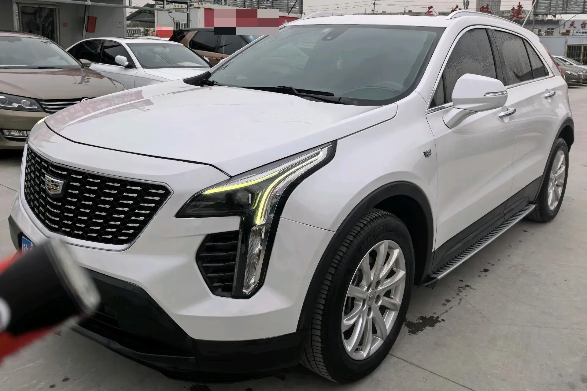 2021 CADILLAC XT4 view 1
