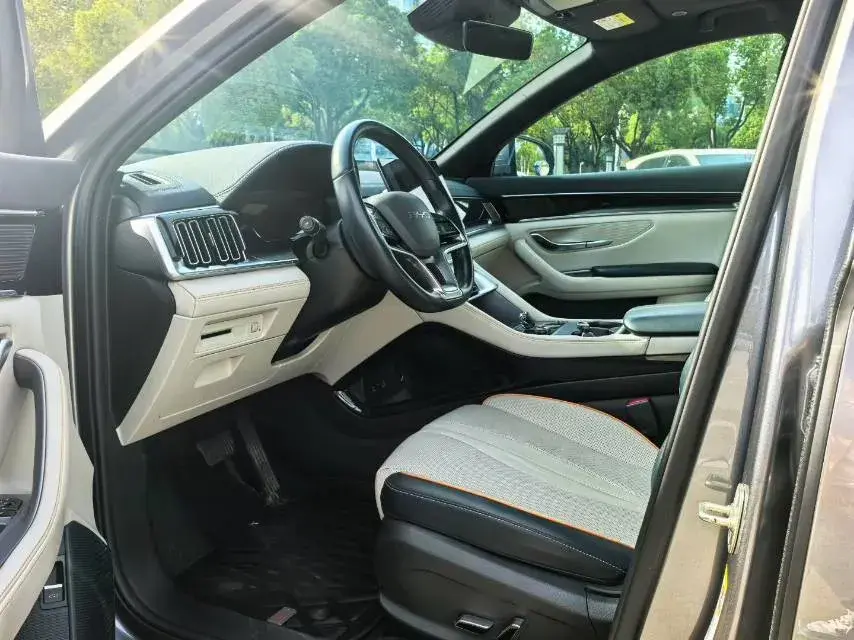 2023 BYD SONG thumbnail 4