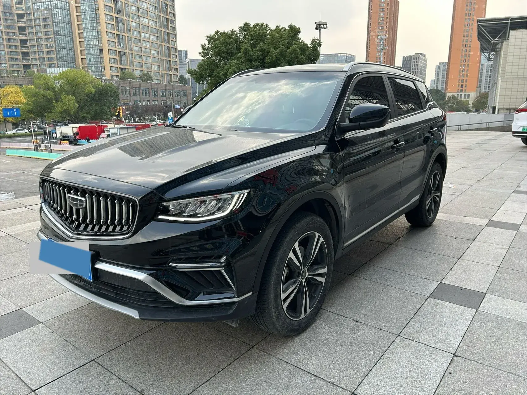 2022 GEELY AZKARRA view 1