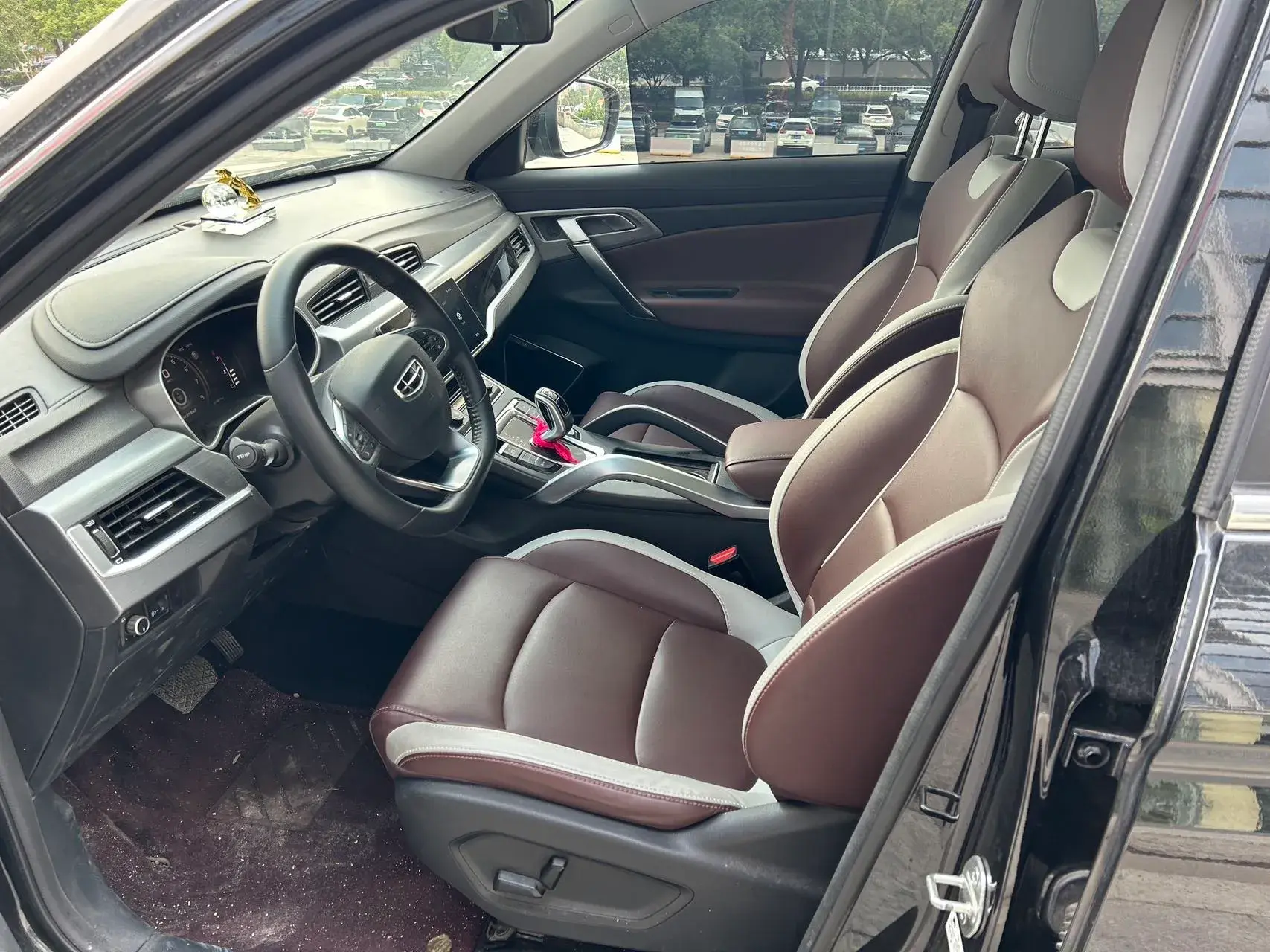 2022 GEELY AZKARRA thumbnail 4