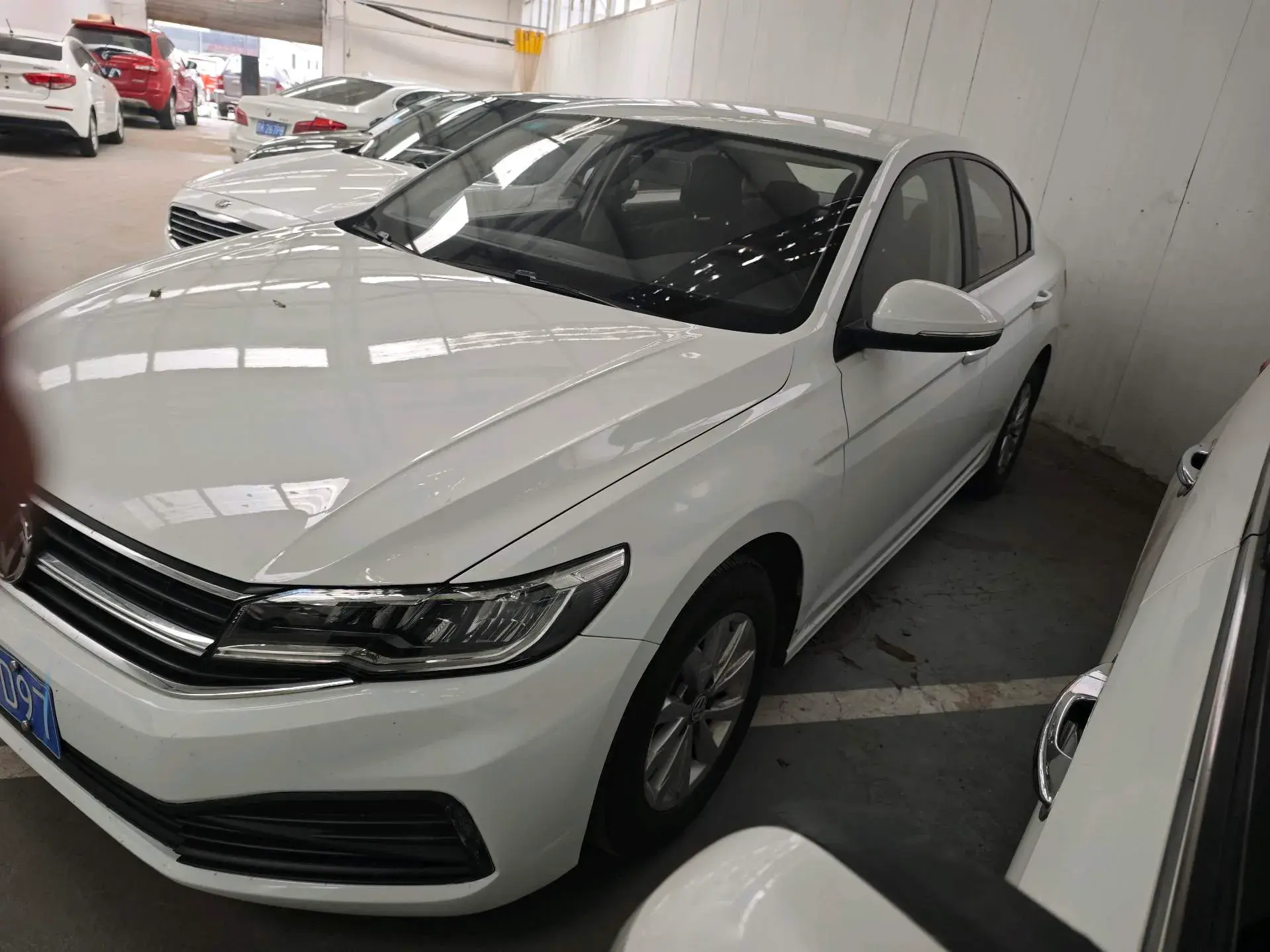 2020 VOLKSWAGEN BORA view 1