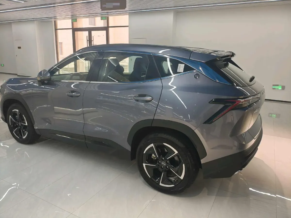 2025 Jetour DASHING 1.5T 184HP L4 7DCT,autocango,china used car exporter,china ev exporter,chinese used car exporter,chinese used ev exporter