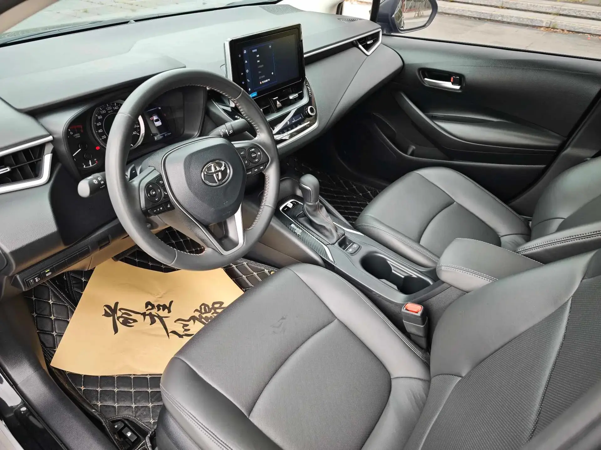 2021 TOYOTA COROLLA thumbnail 4