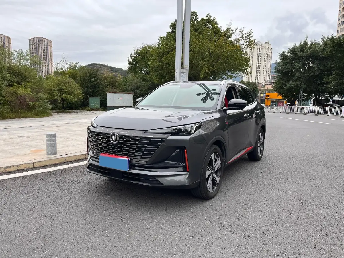 2022 ChangAn CS75 Plus 1.5T 178HP L4 6AT