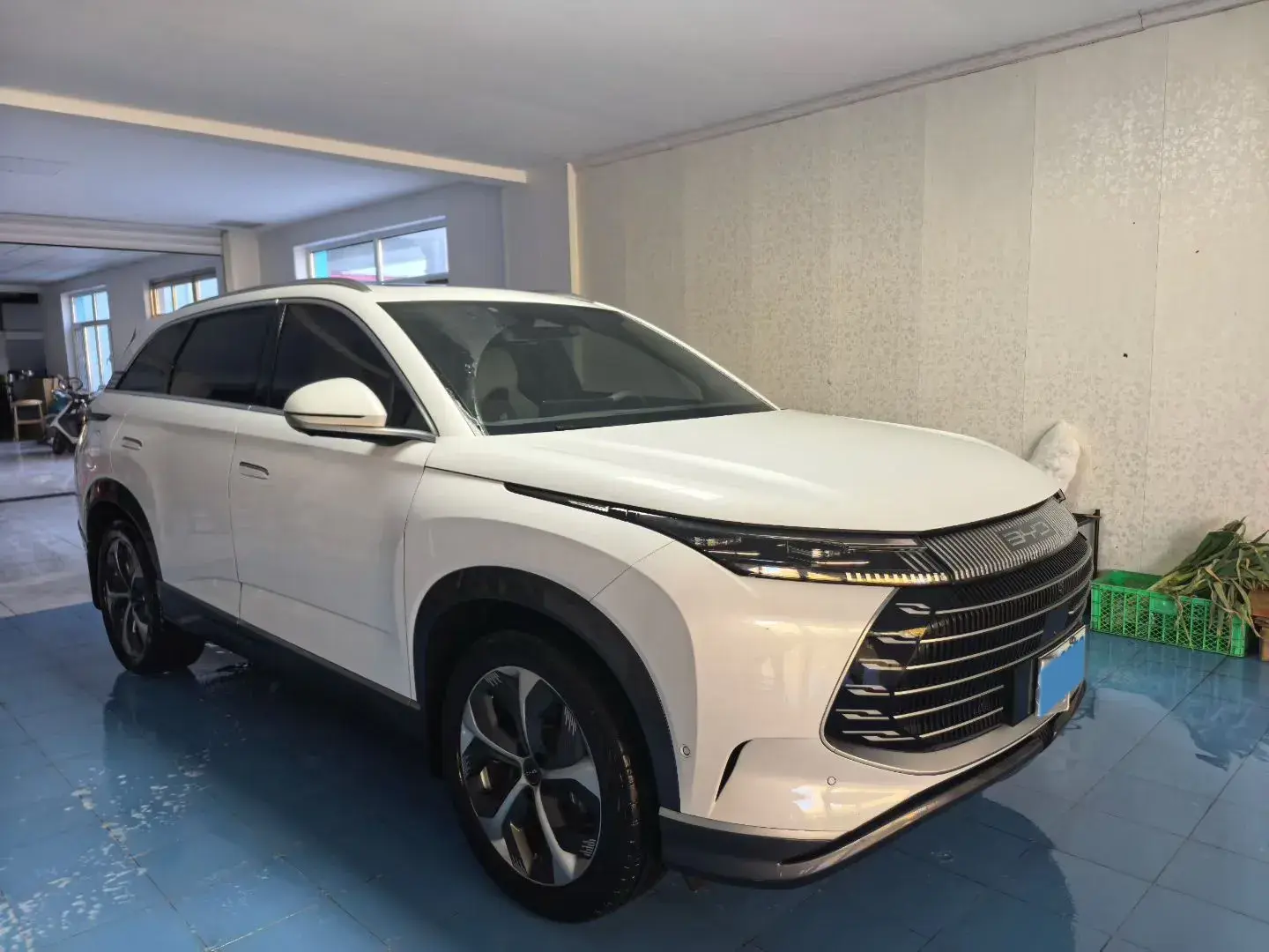 2023 BYD FRIGATE thumbnail 3