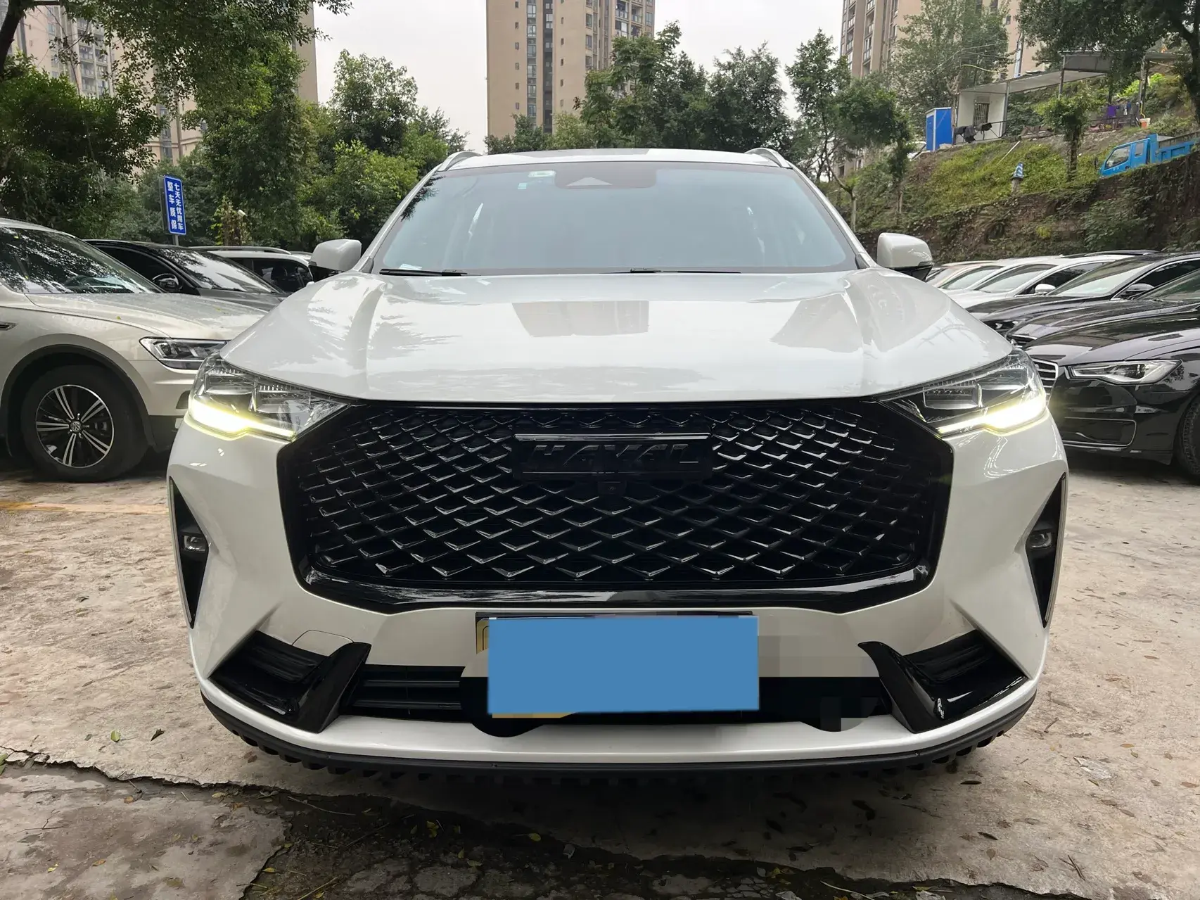 2021 HAVAL H6 thumbnail 2