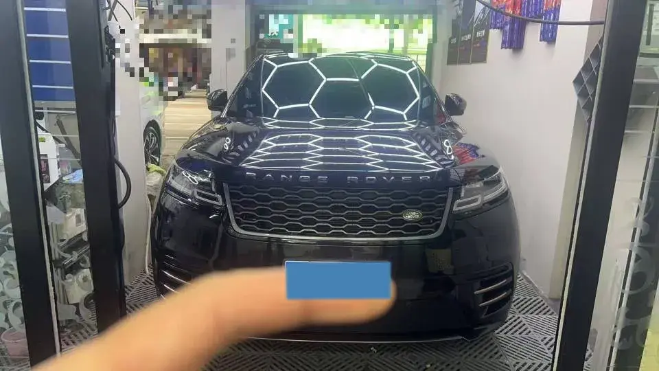 2020 LAND ROVER thumbnail 2