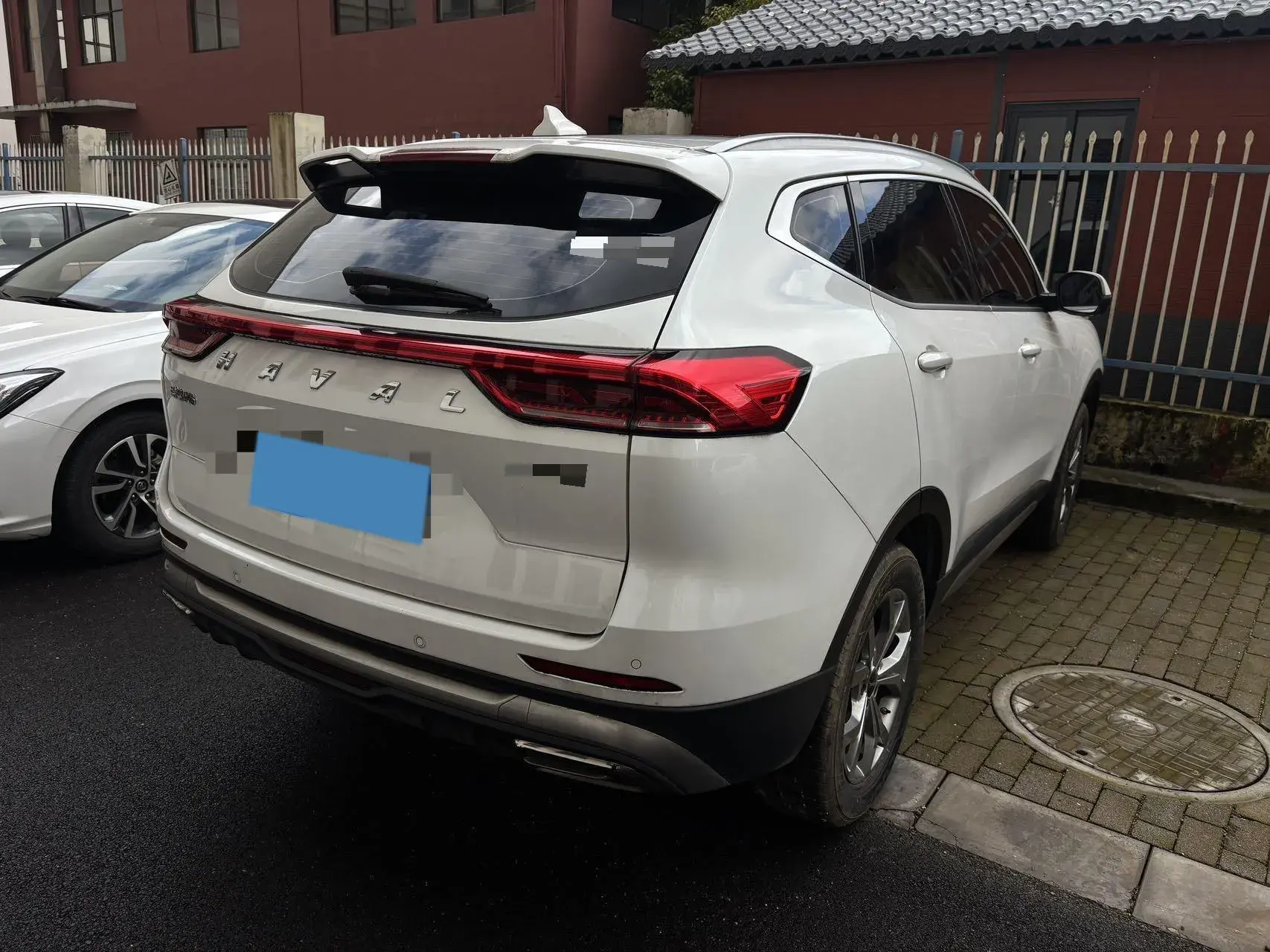 2021 HAVAL H6 thumbnail 2