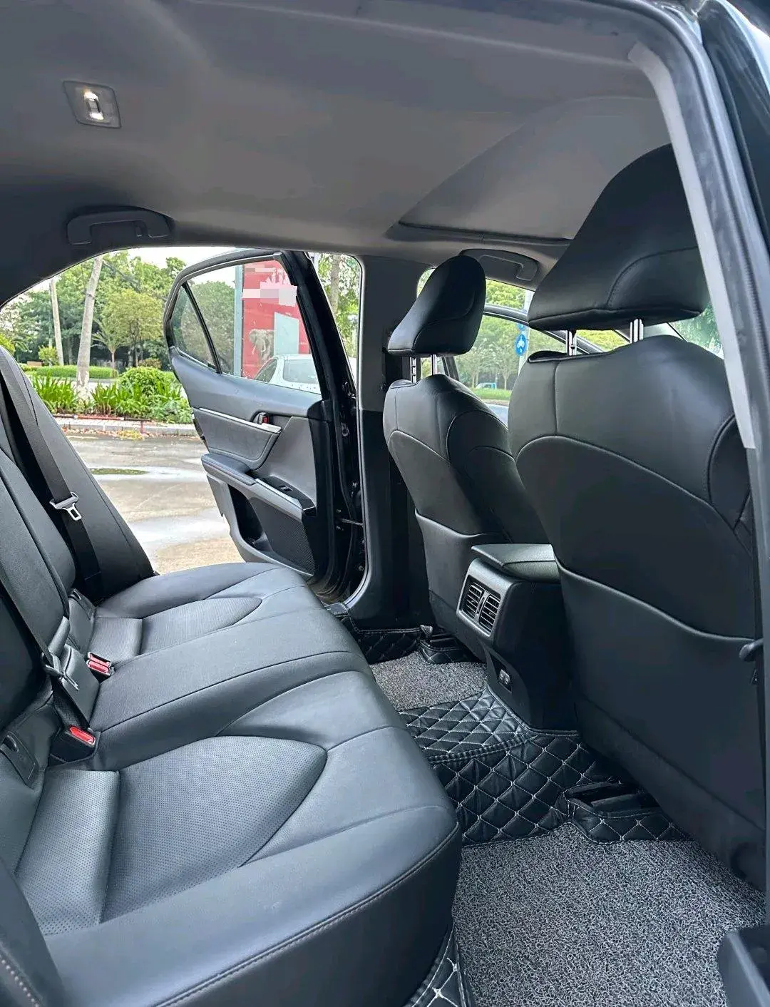 2019 TOYOTA CAMRY thumbnail 4