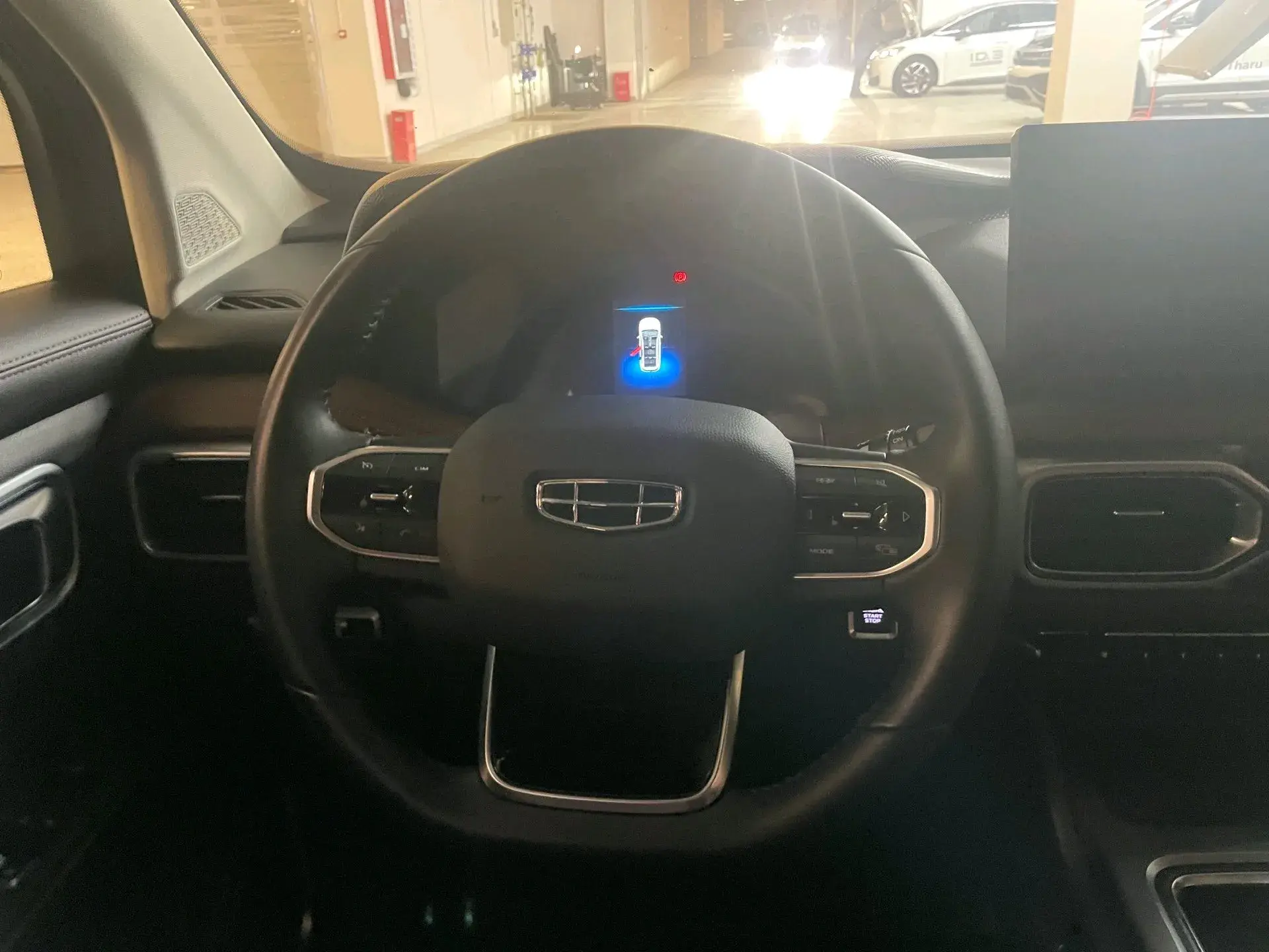 2022 GEELY OKAVANGO thumbnail 2