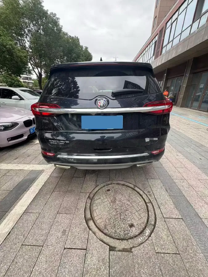 2022 Buick Enclave 2.0T 237HP L4 9AT,autocango,china used car exporter,china ev exporter,chinese used car exporter,chinese used ev exporter