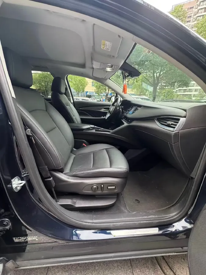 2022 Buick Enclave 2.0T 237HP L4 9AT,autocango,china used car exporter,china ev exporter,chinese used car exporter,chinese used ev exporter