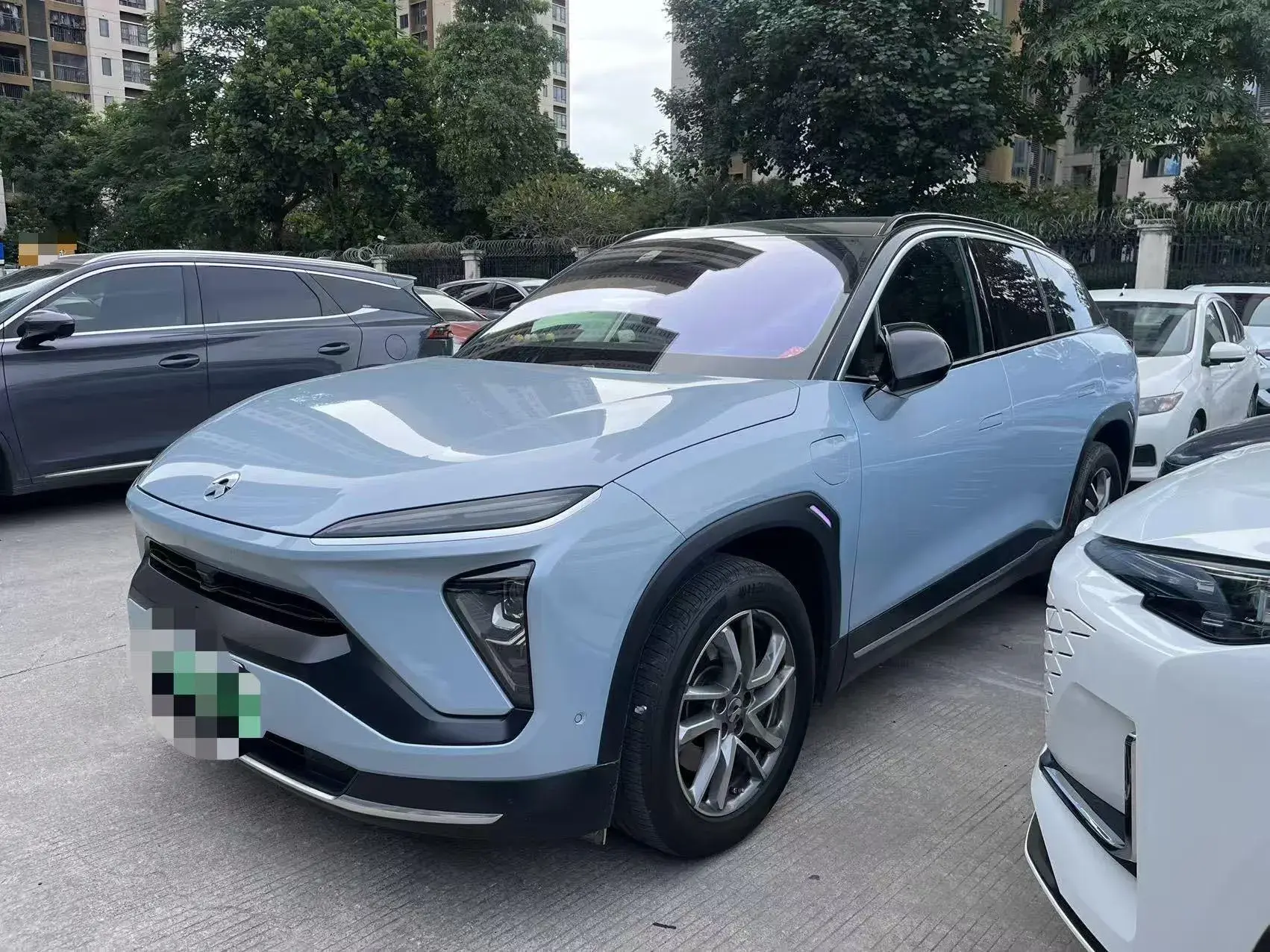 2020 NIO ES6 view 1