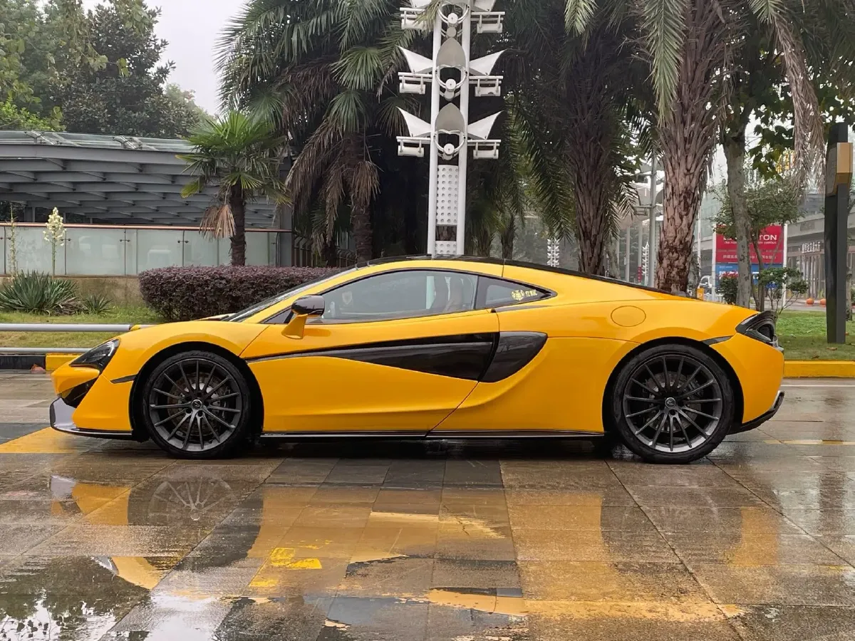 2016 McLaren 570 3.8T 570HP V8 7DCT,autocango,china used car exporter,china ev exporter,chinese used car exporter,chinese used ev exporter