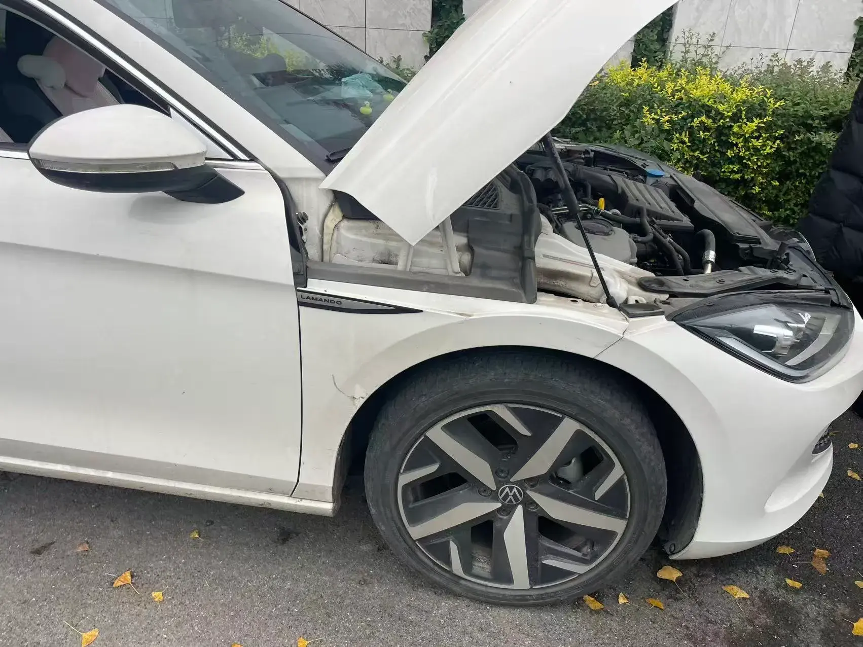 2022 VOLKSWAGEN LAMANDO thumbnail 4