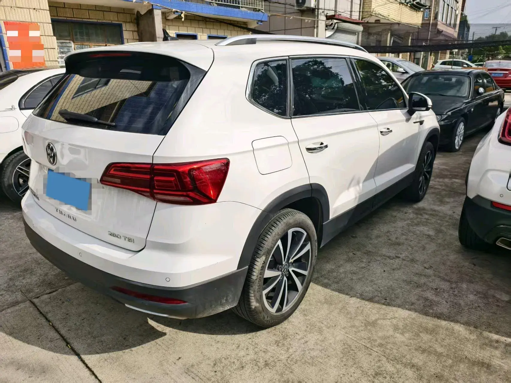 2021 VOLKSWAGEN THARU thumbnail 2