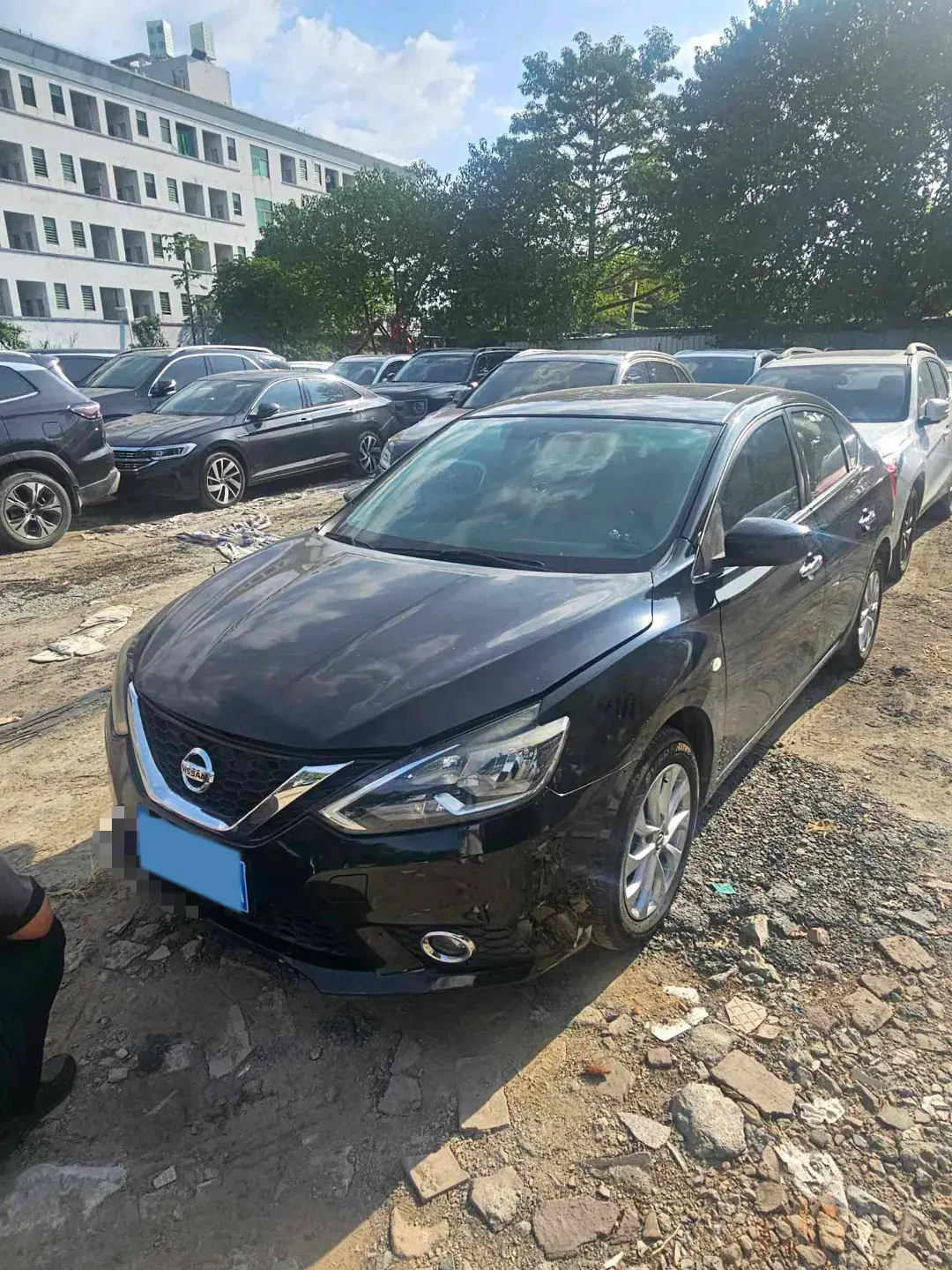 2019 NISSAN SYLPHY view 1