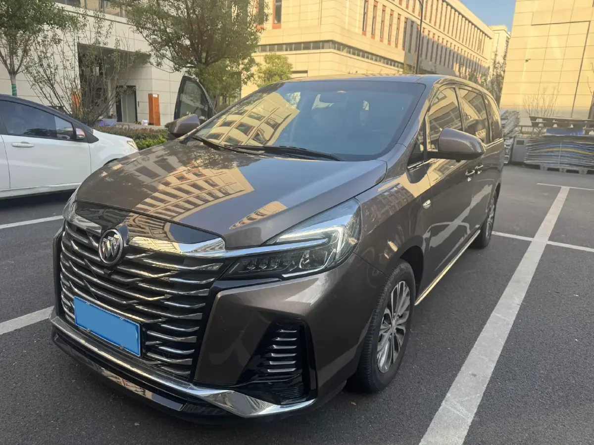 2023 Buick GL8 2.0T 237HP L4 9AT