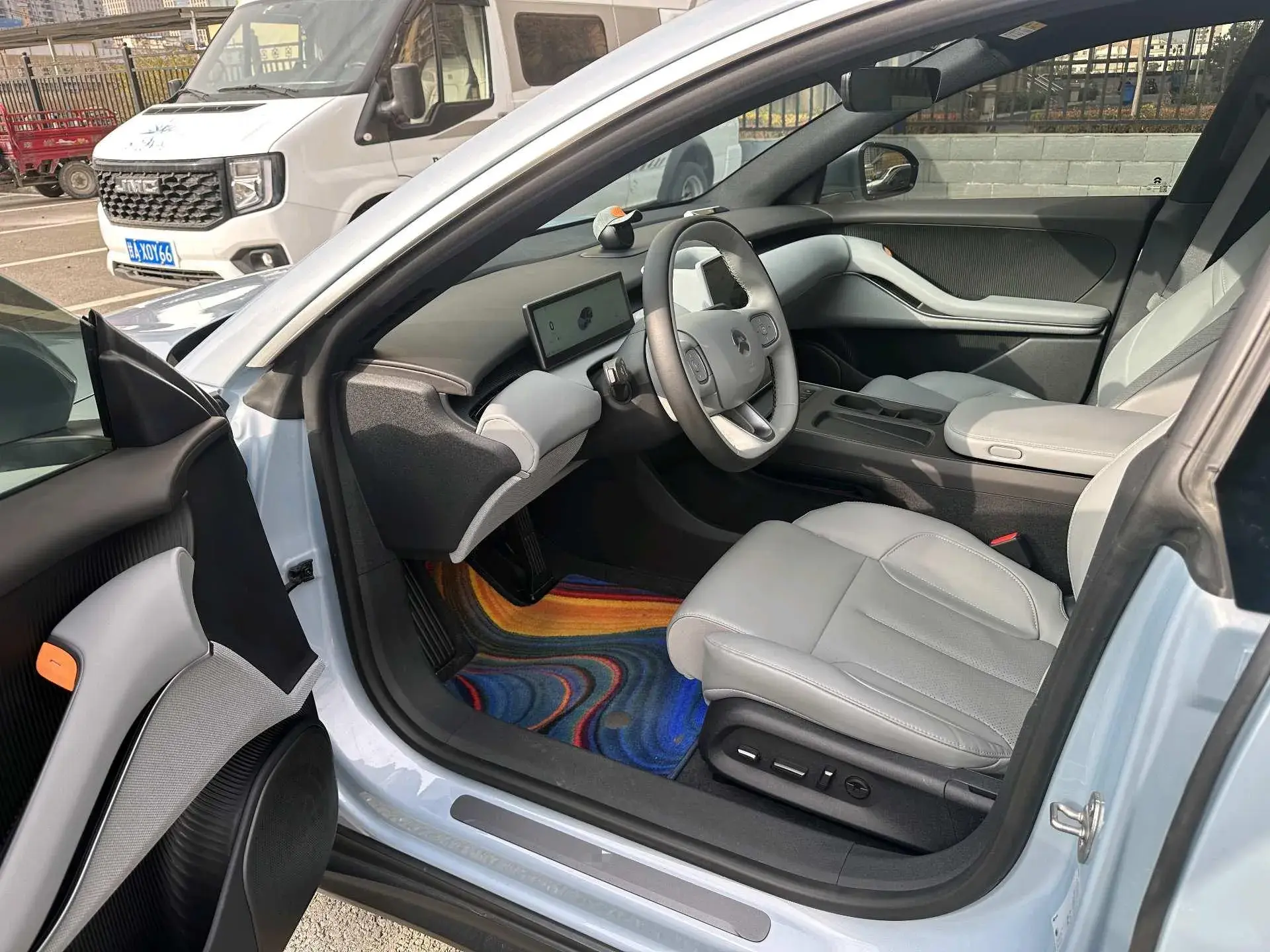 2024 NIO ET5T thumbnail 4