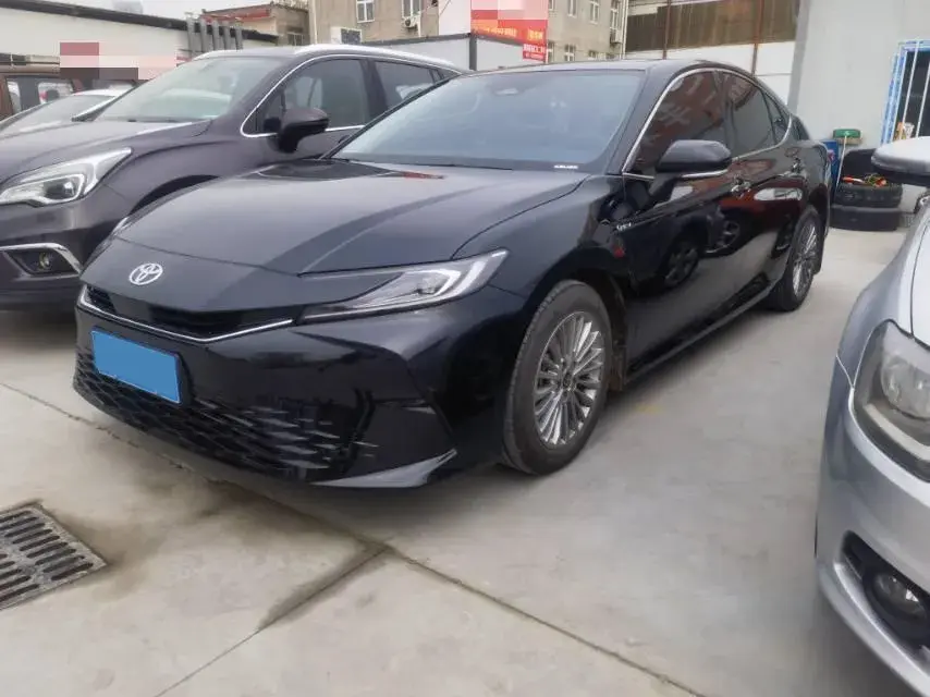 2024 TOYOTA CAMRY view 1