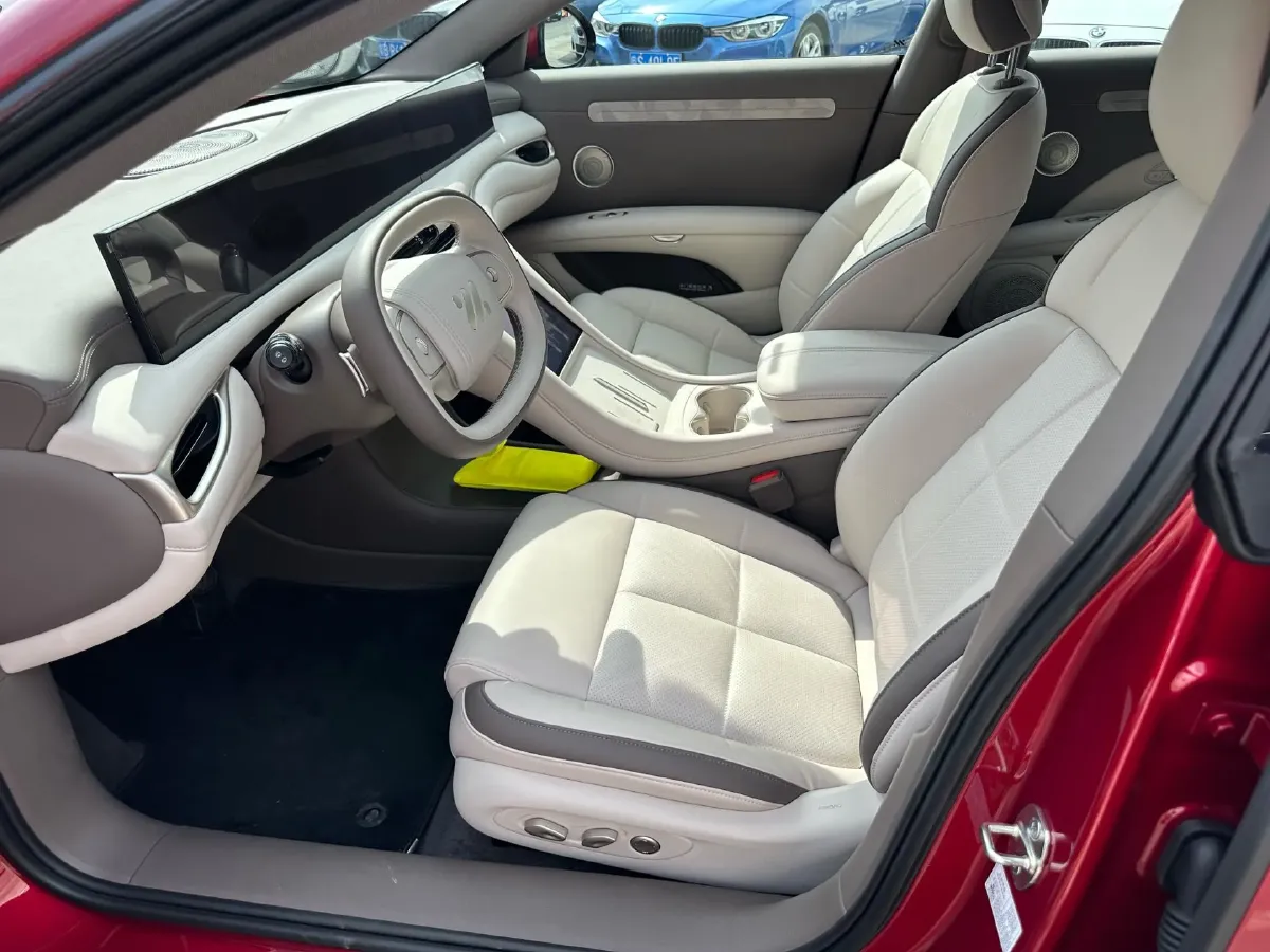 2025 IM L6 BEV,autocango,china used car exporter,china ev exporter,chinese used car exporter,chinese used ev exporter