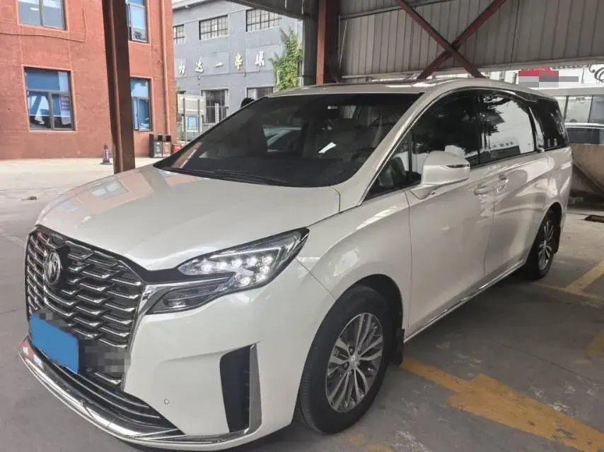 2023 Buick GL8 2.0T 237HP L4 9AT