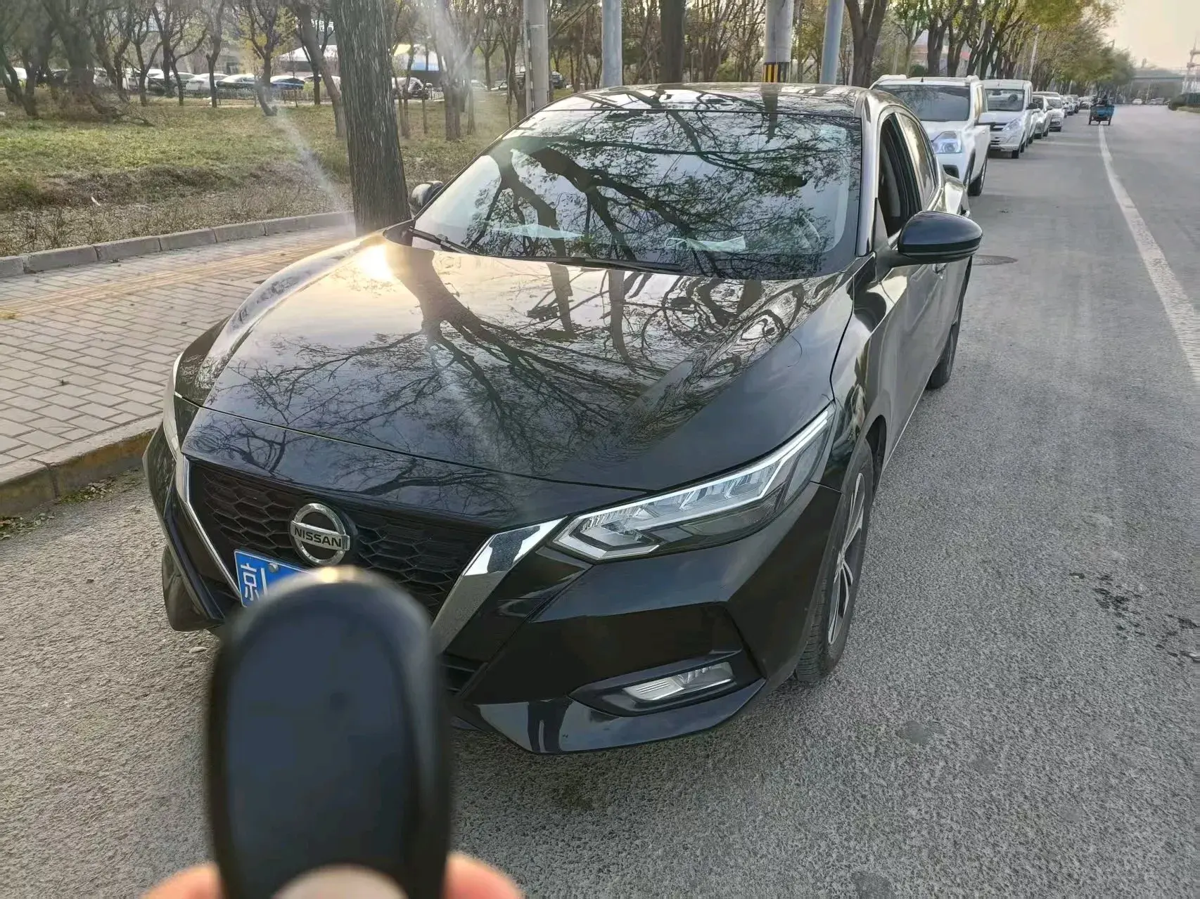 2021 NISSAN SYLPHY view 1