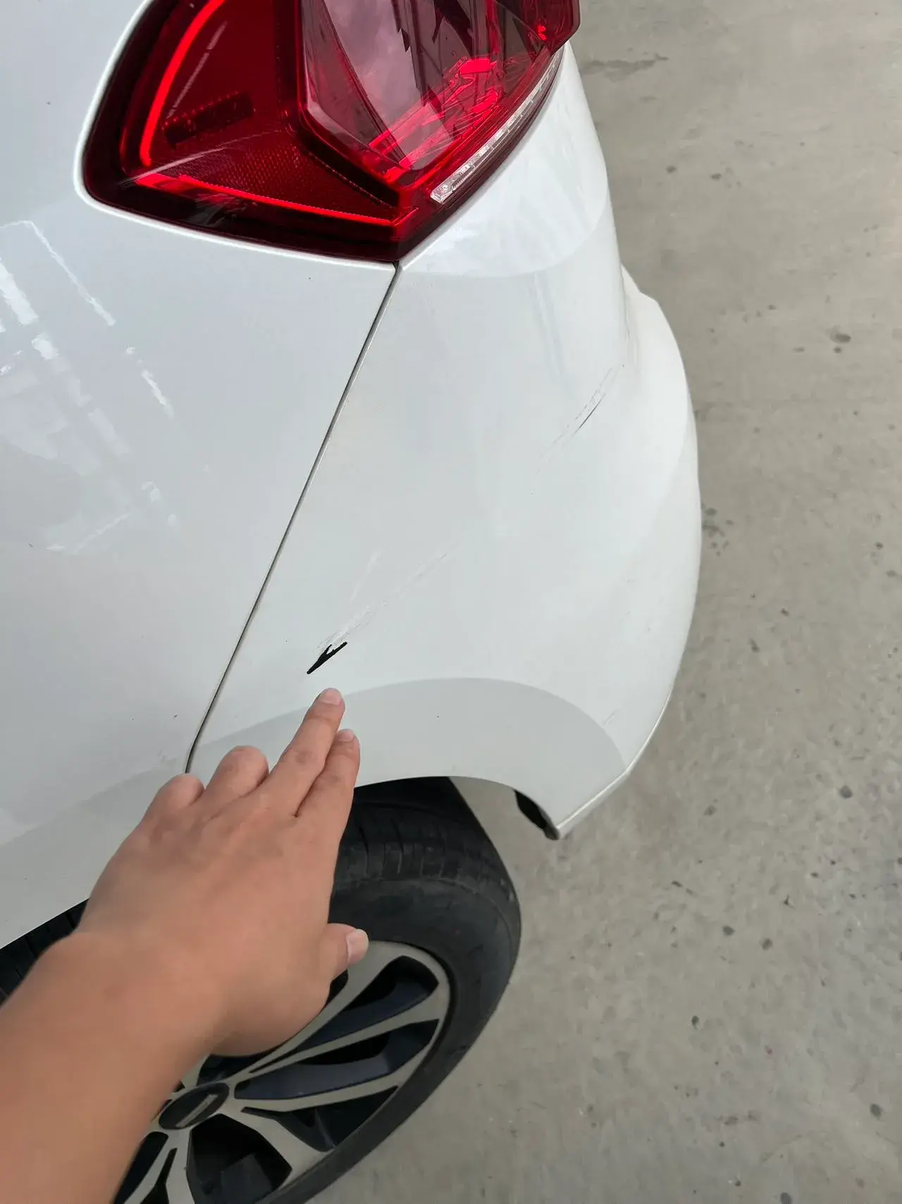 2017 ZOTYE T700 thumbnail 2