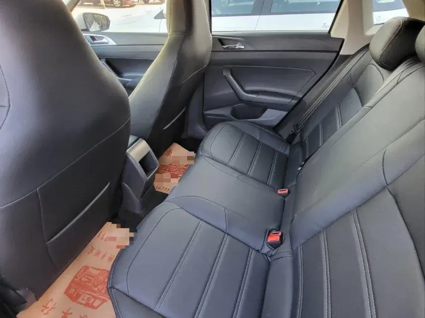 2019 VOLKSWAGEN POLO thumbnail 4