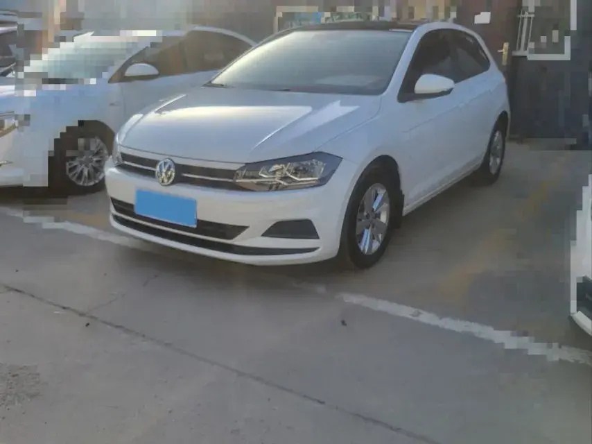 2019 VOLKSWAGEN POLO view 1