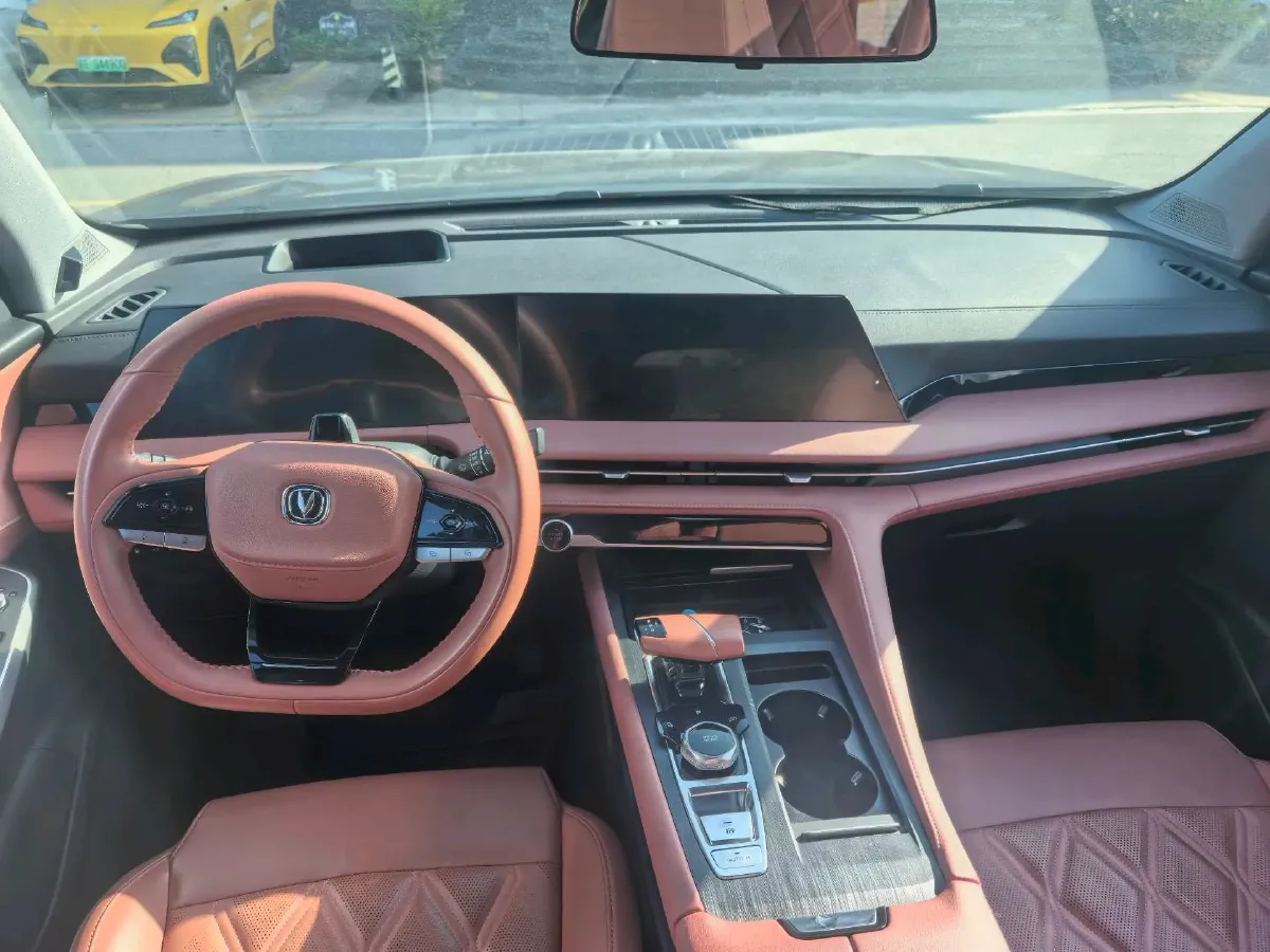 2023 ChangAn CS75 Plus iDD 1.5T 170HP L4 6TCT PHEV 28.39KWH,autocango,china used car exporter,china ev exporter,chinese used car exporter,chinese used ev exporter