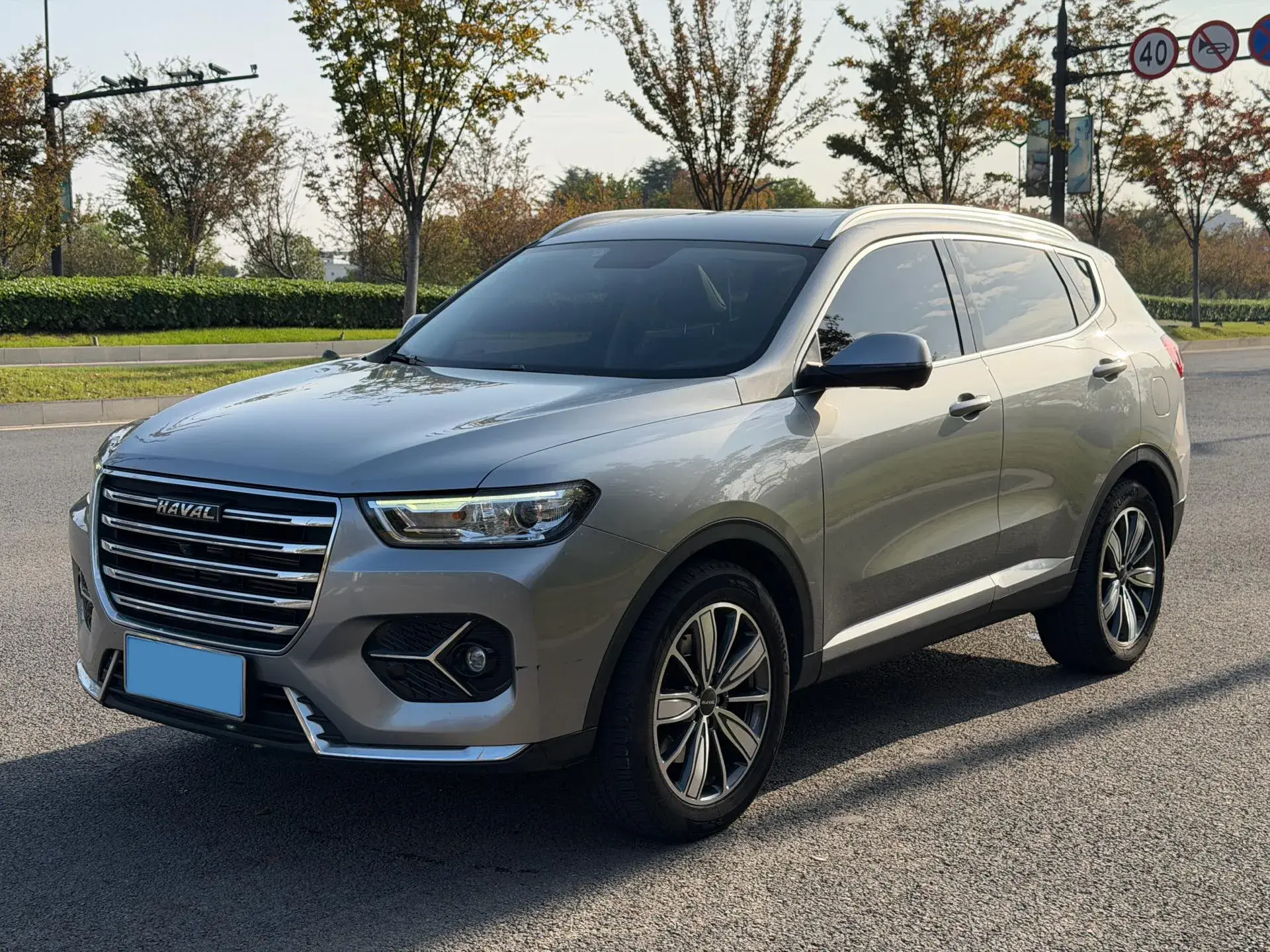 2021 HAVAL H6 view 1