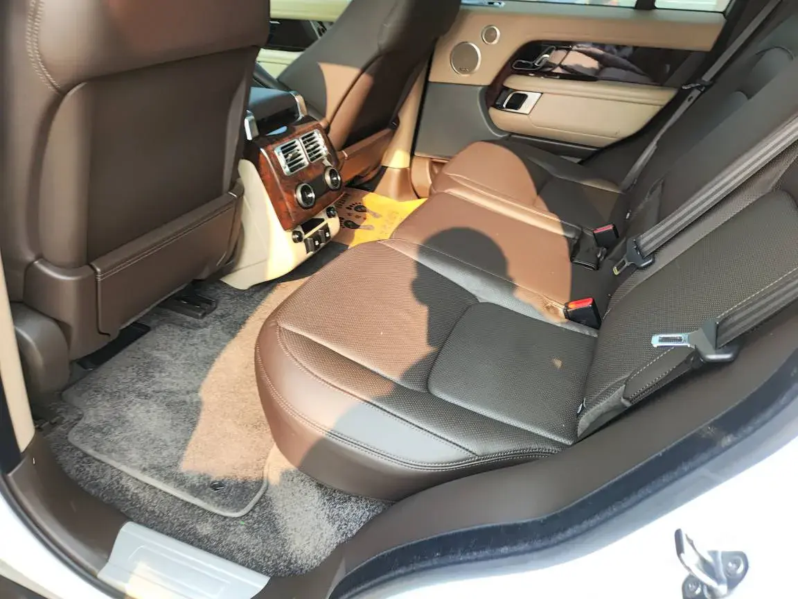 2020 LAND ROVER thumbnail 3