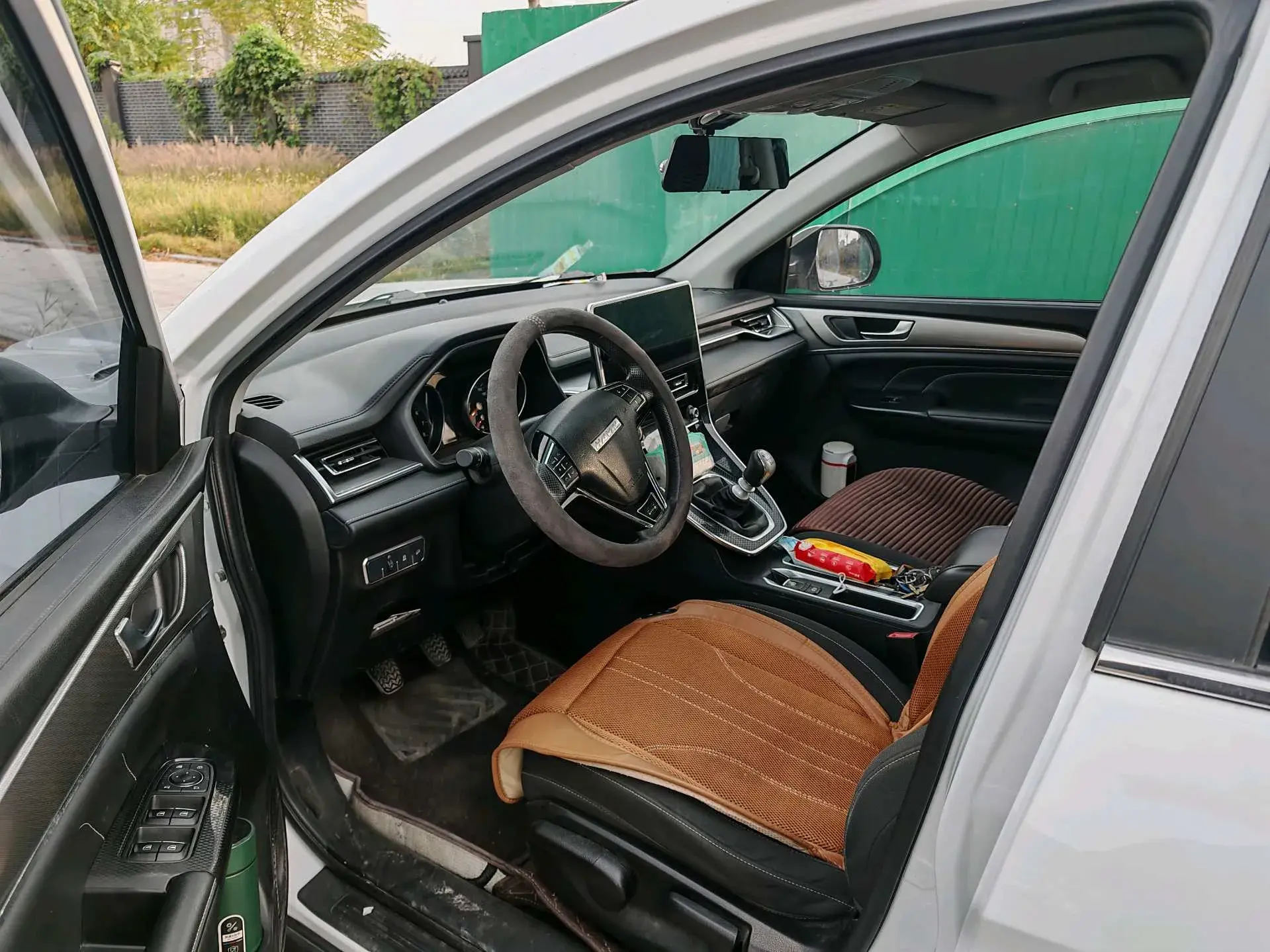 2021 HAVAL M6 thumbnail 4