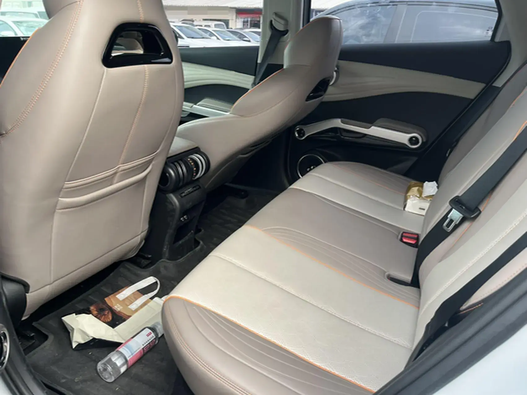 2024 BYD YUAN thumbnail 3