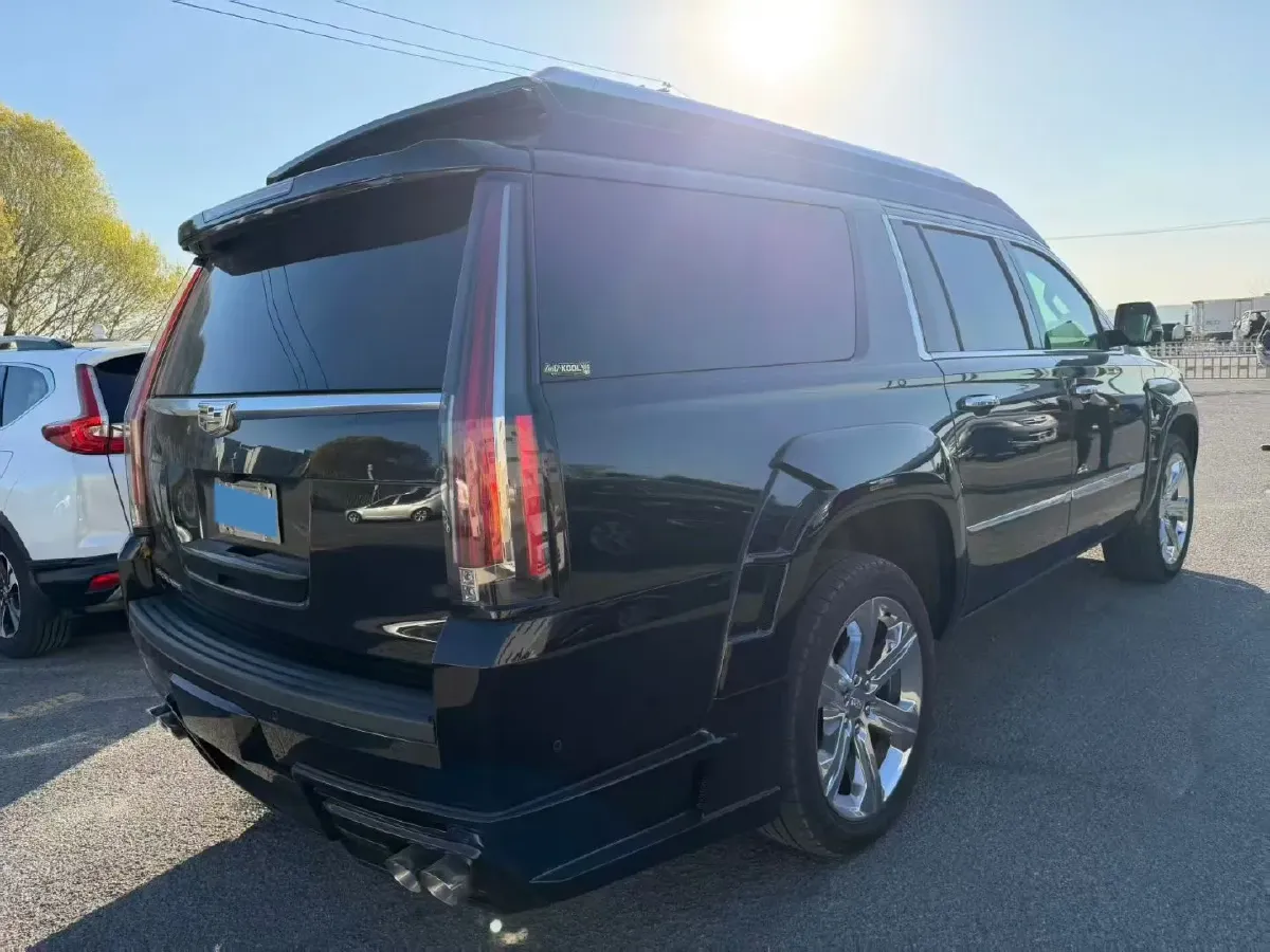 2017 Cadillac ESCALADE 6.2L 426HP V8 8AT,autocango,china used car exporter,china ev exporter,chinese used car exporter,chinese used ev exporter