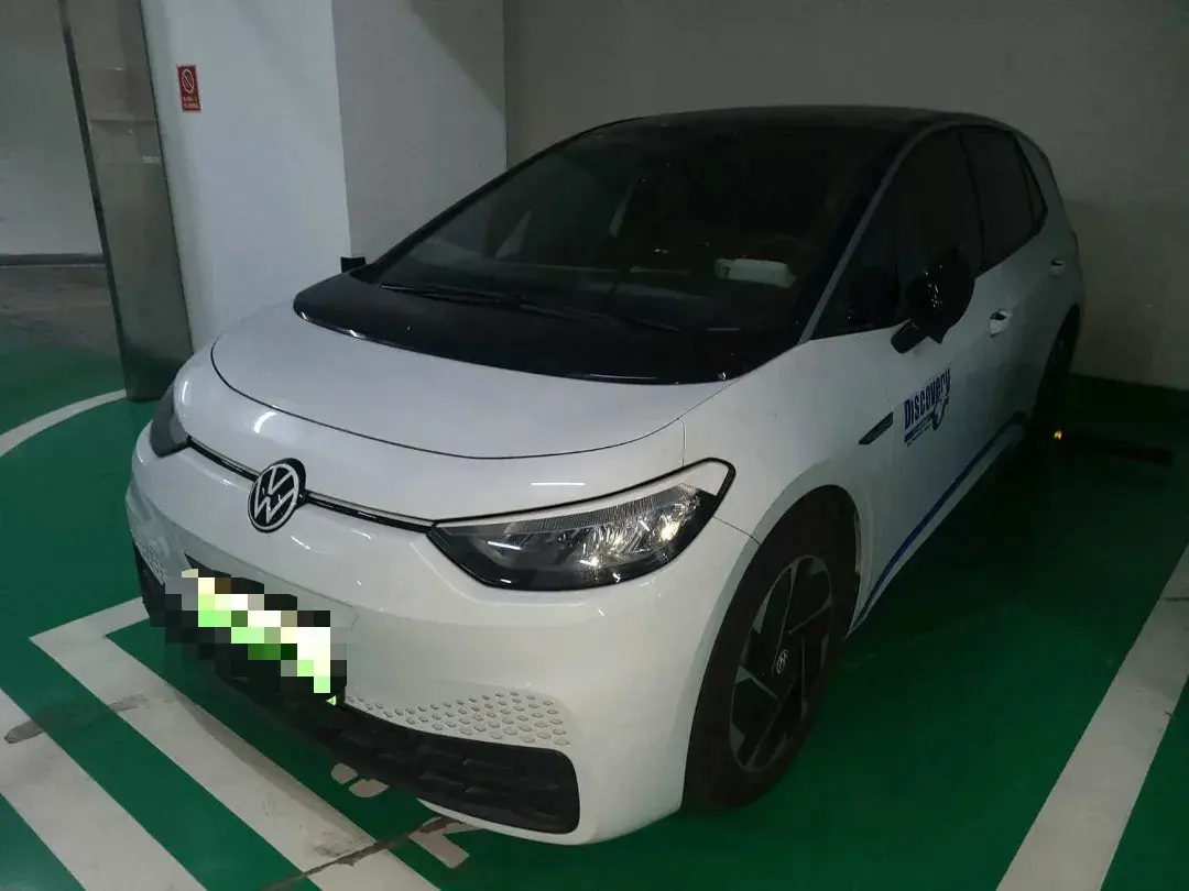 2023 VOLKSWAGEN ID.3 view 1