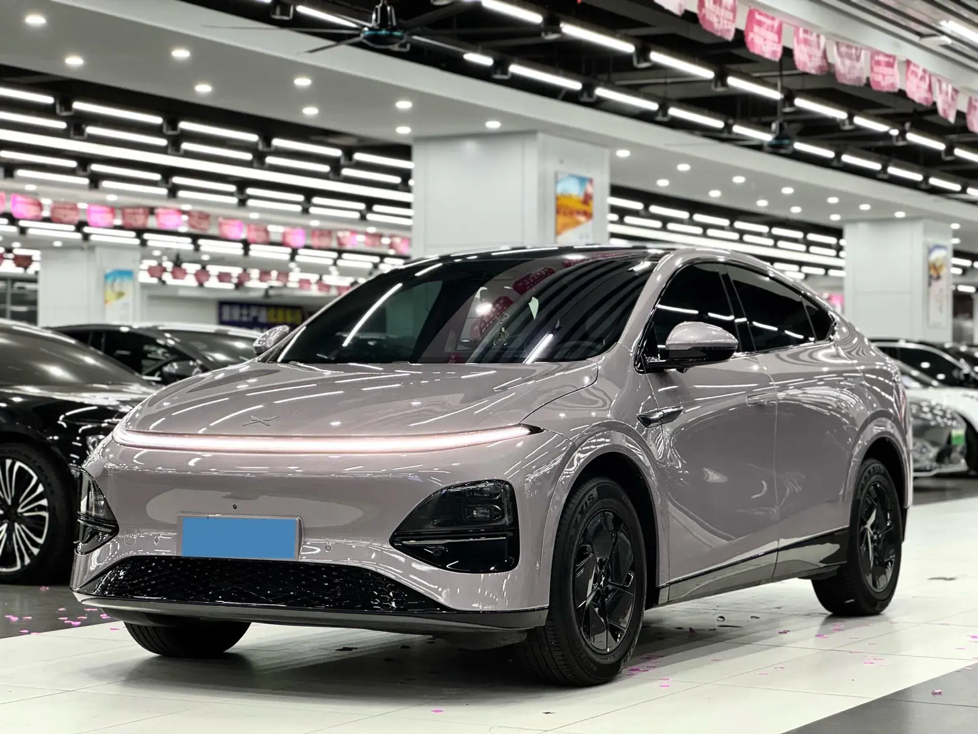 2025 XPENG G6 view 1